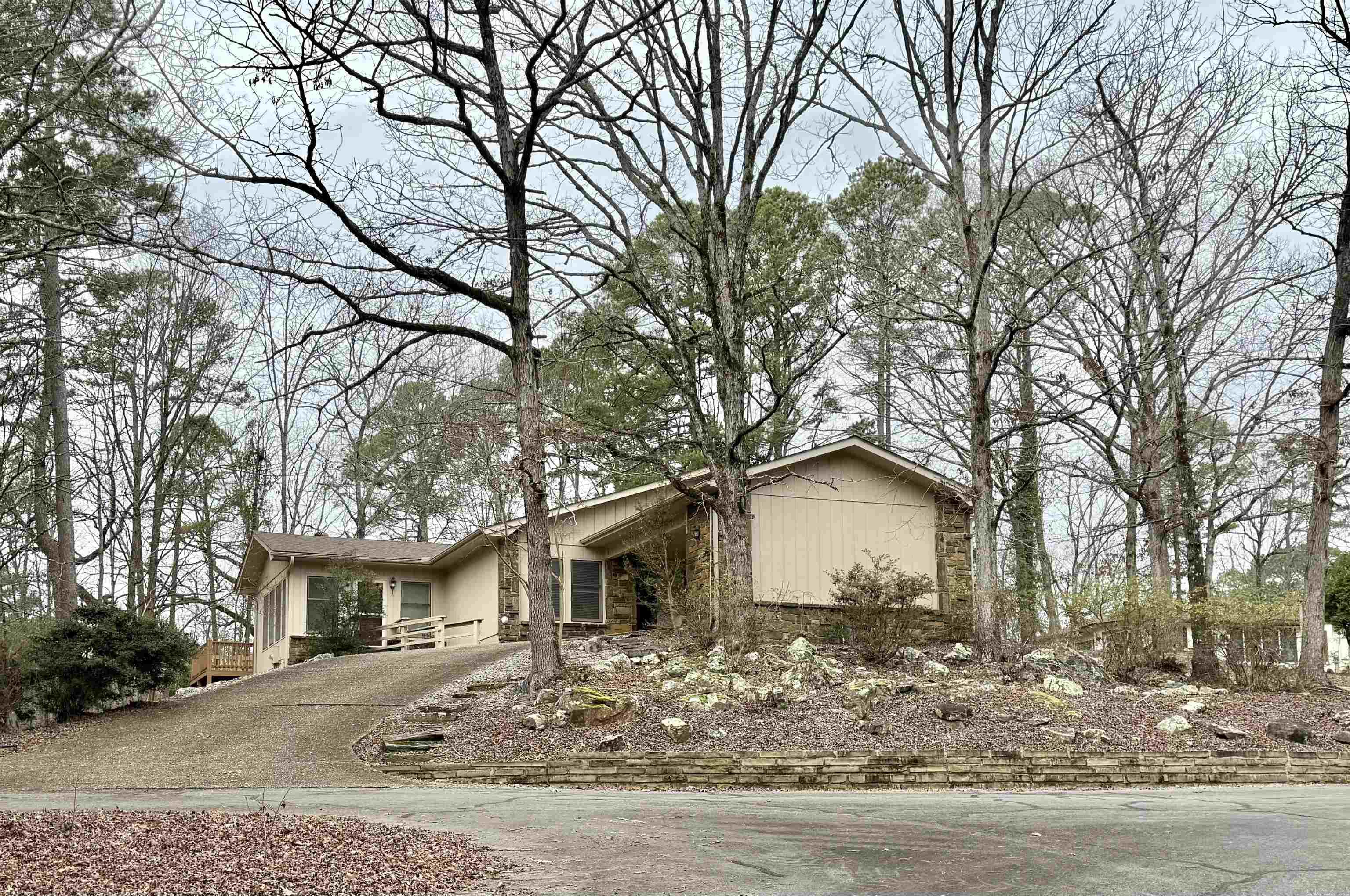 3 Conejo Lane Hot Springs Village, AR 71901