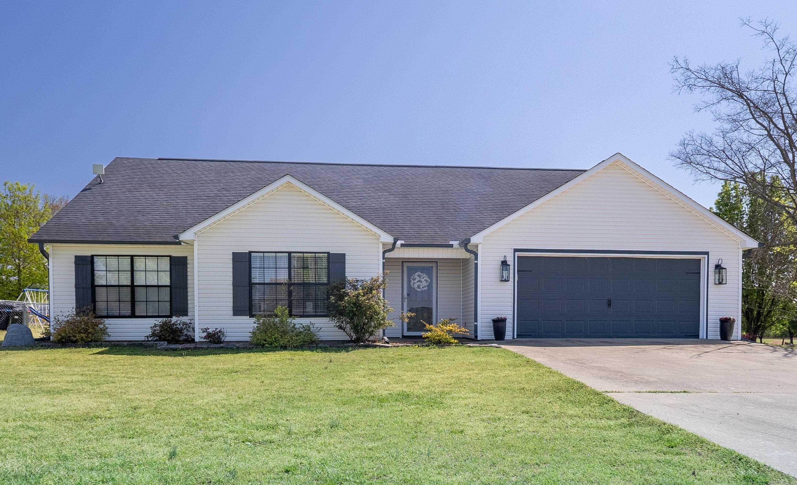 2914  Hatties Lane  Ozark, AR