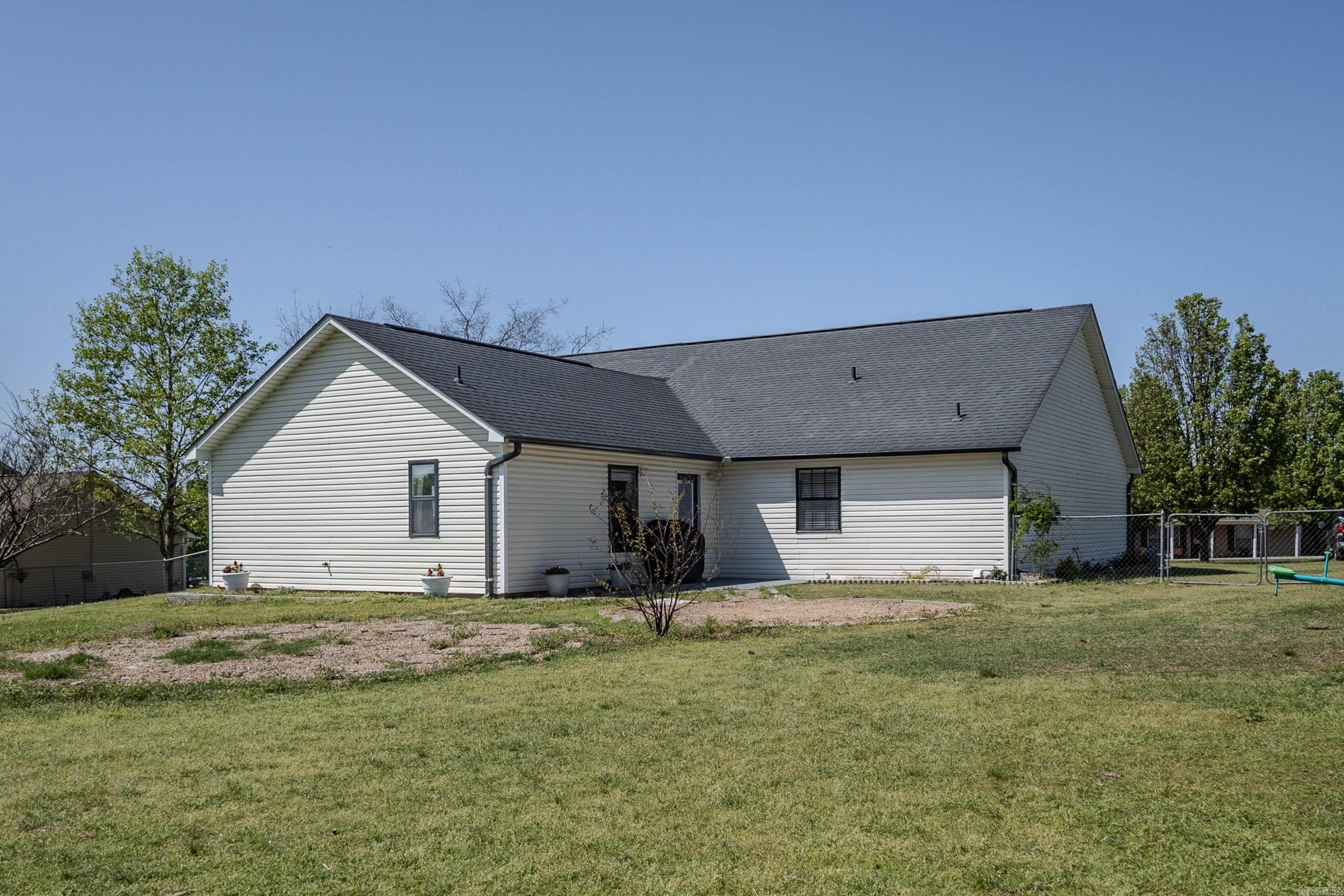2914  Hatties Lane  Ozark, AR