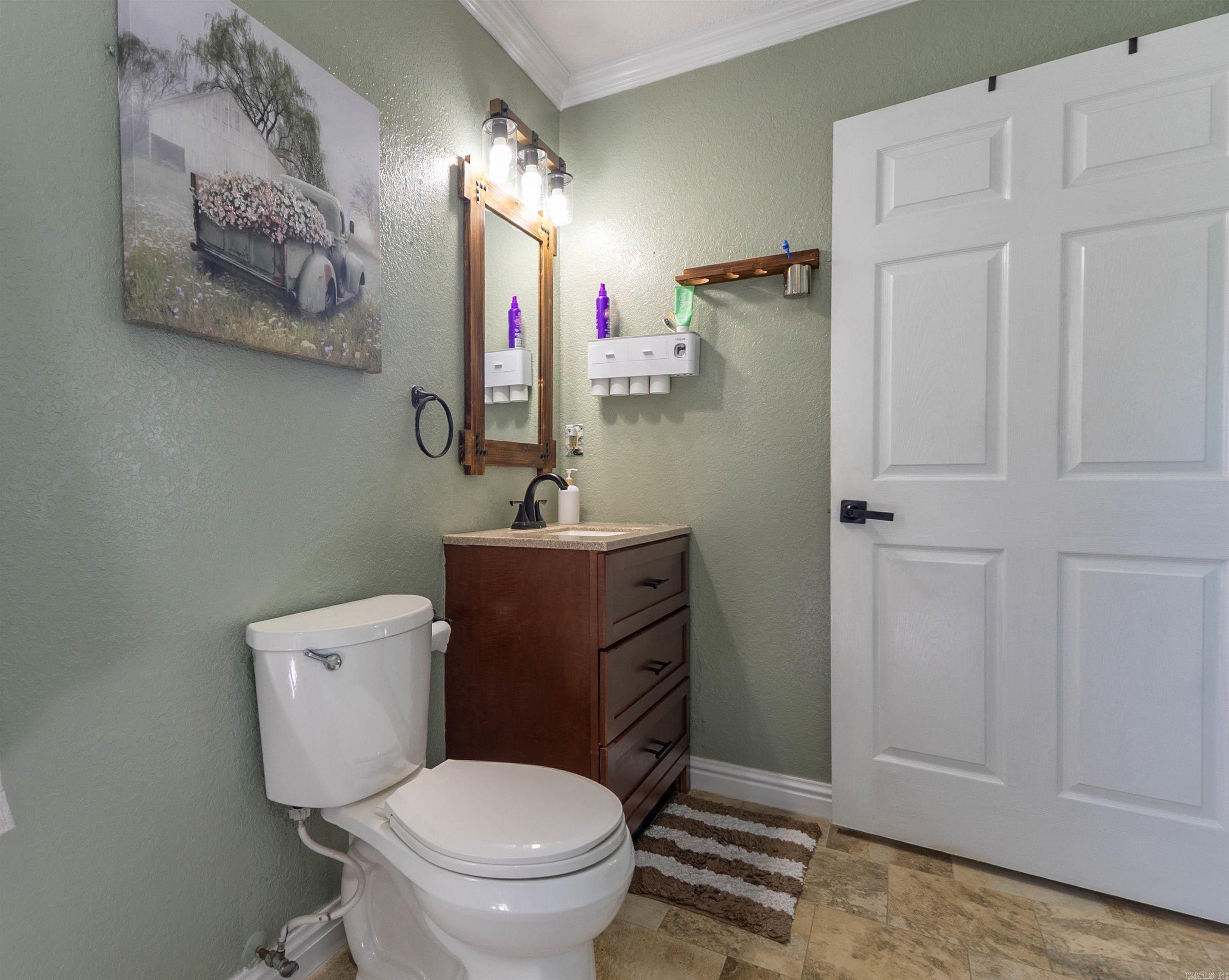 2914  Hatties Lane  Ozark, AR
