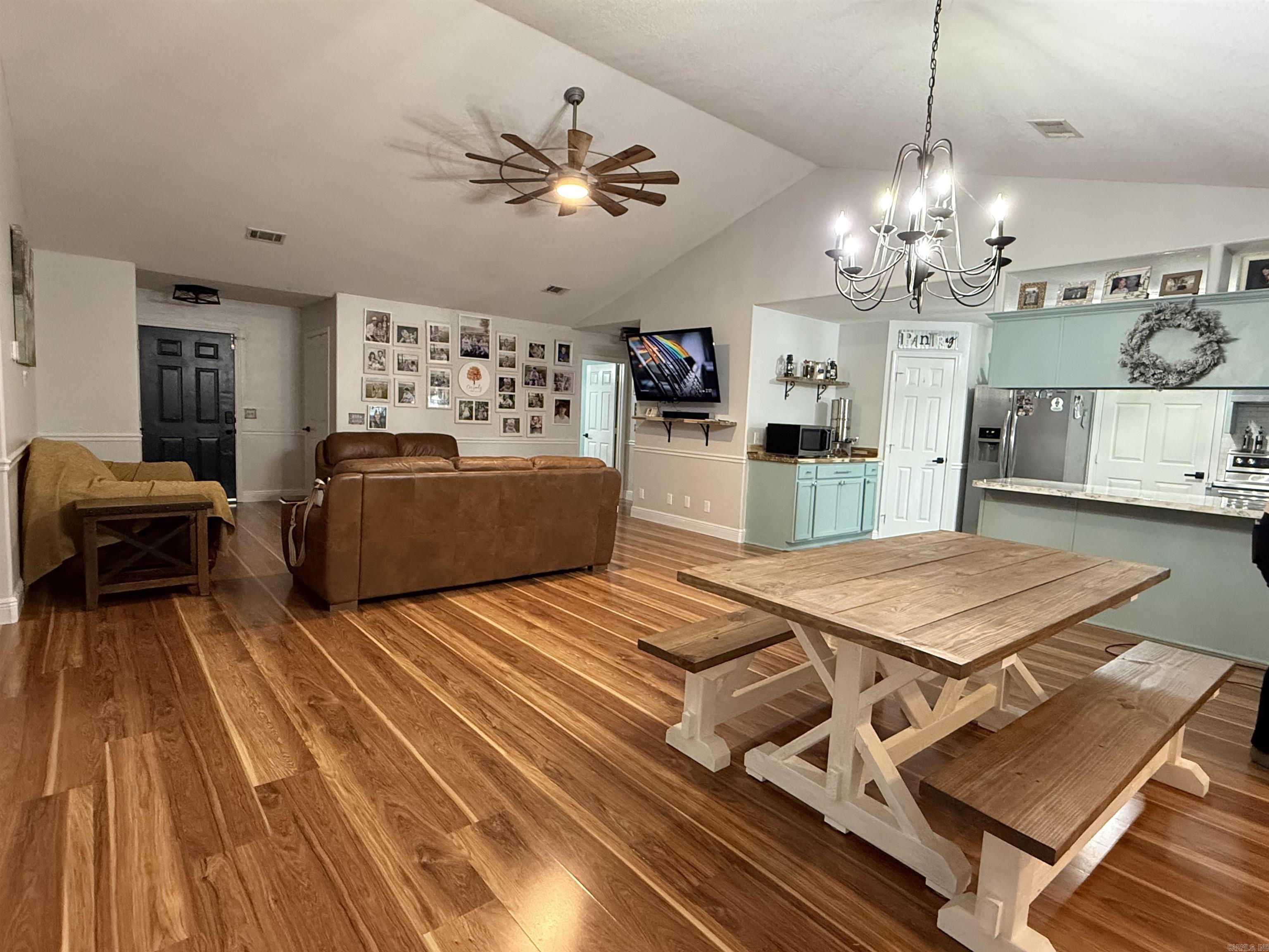 2914  Hatties Lane  Ozark, AR