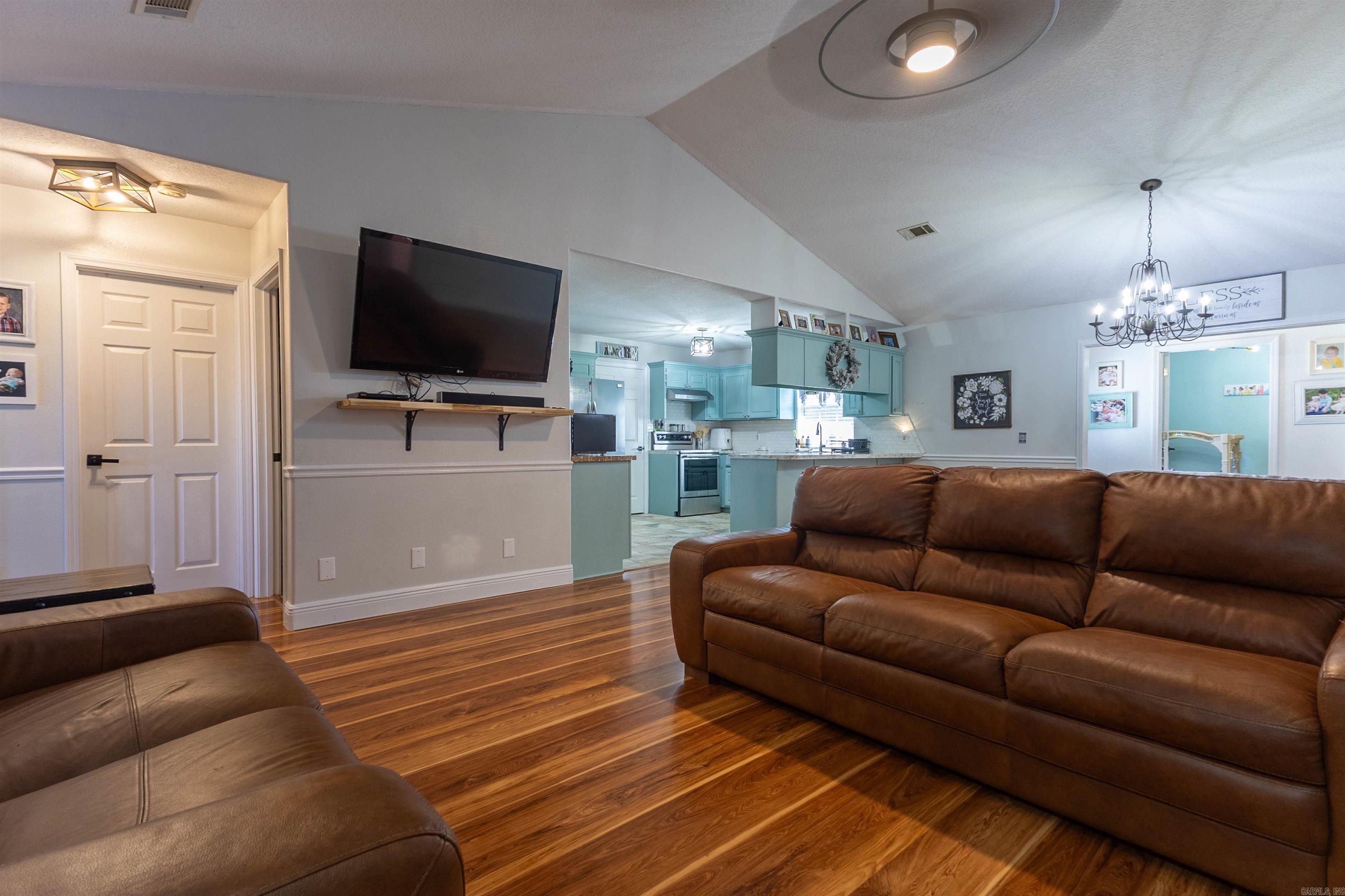 2914  Hatties Lane  Ozark, AR