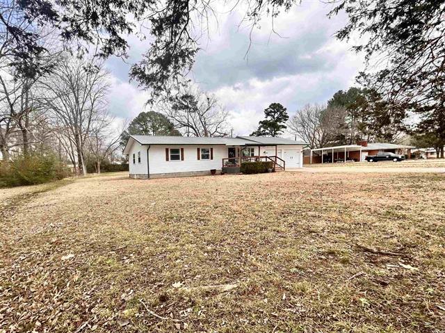 1511 N Broadway St  Heber Springs, AR