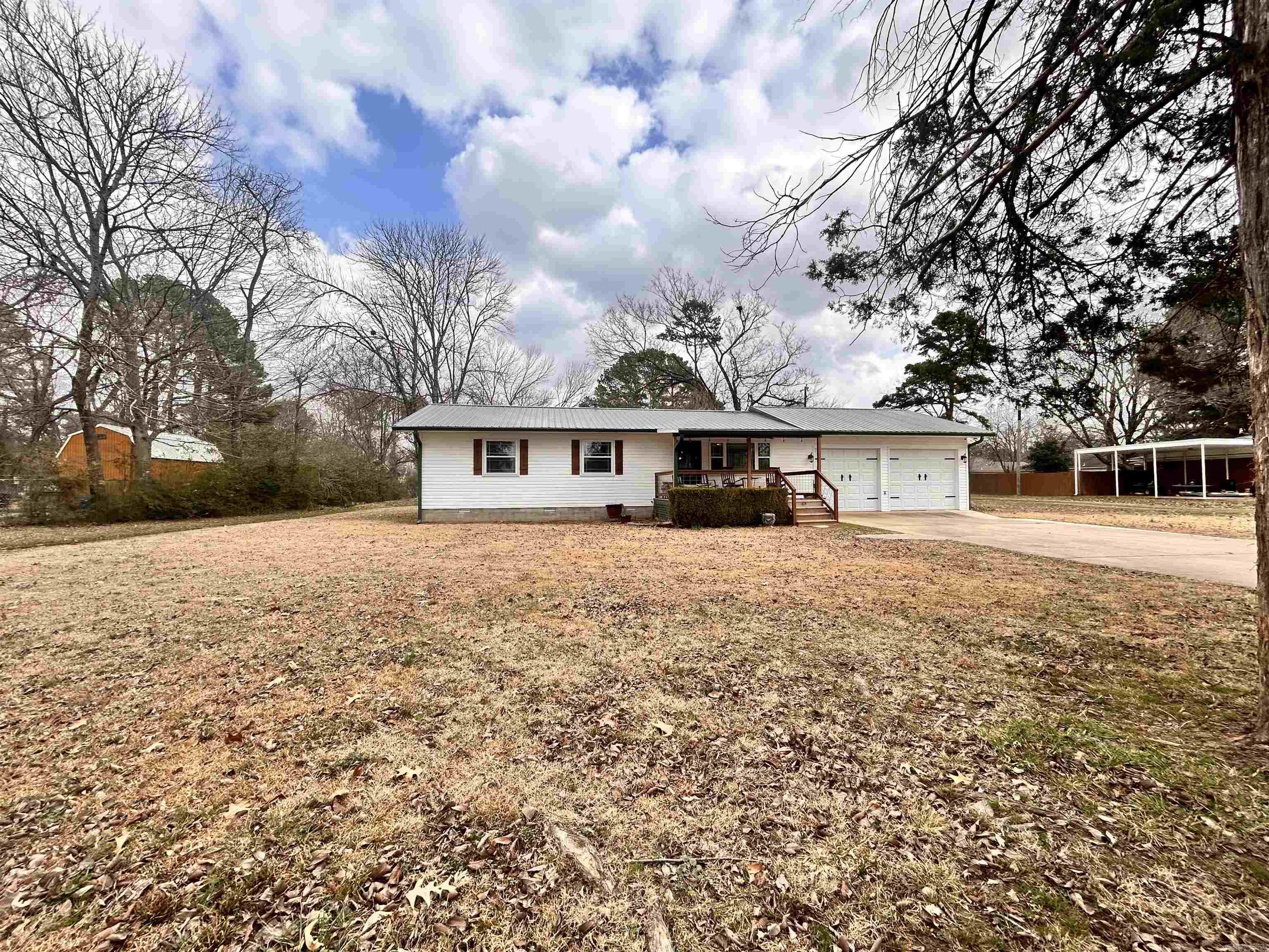 1511 N Broadway St  Heber Springs, AR