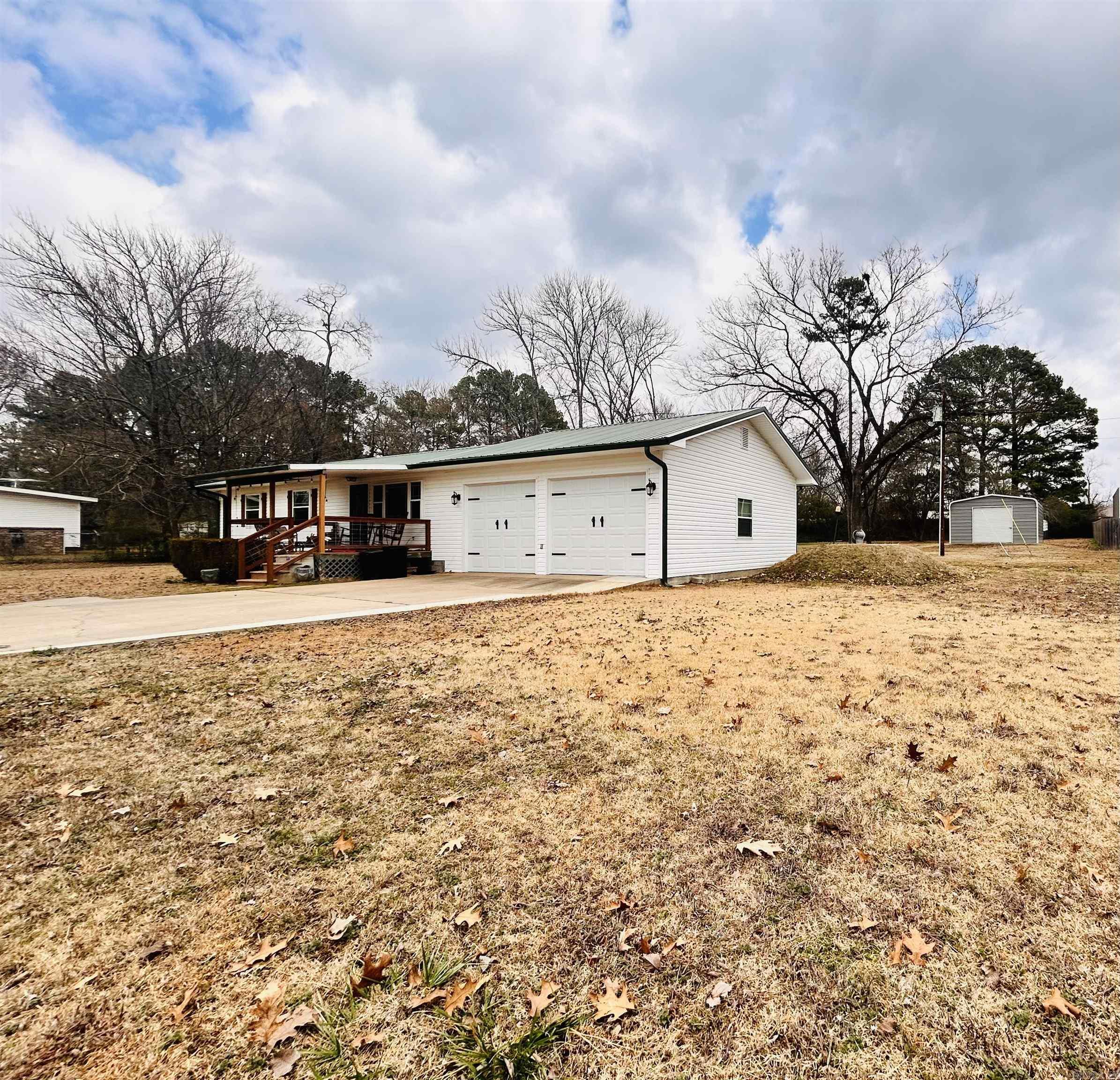 1511 N Broadway St  Heber Springs, AR