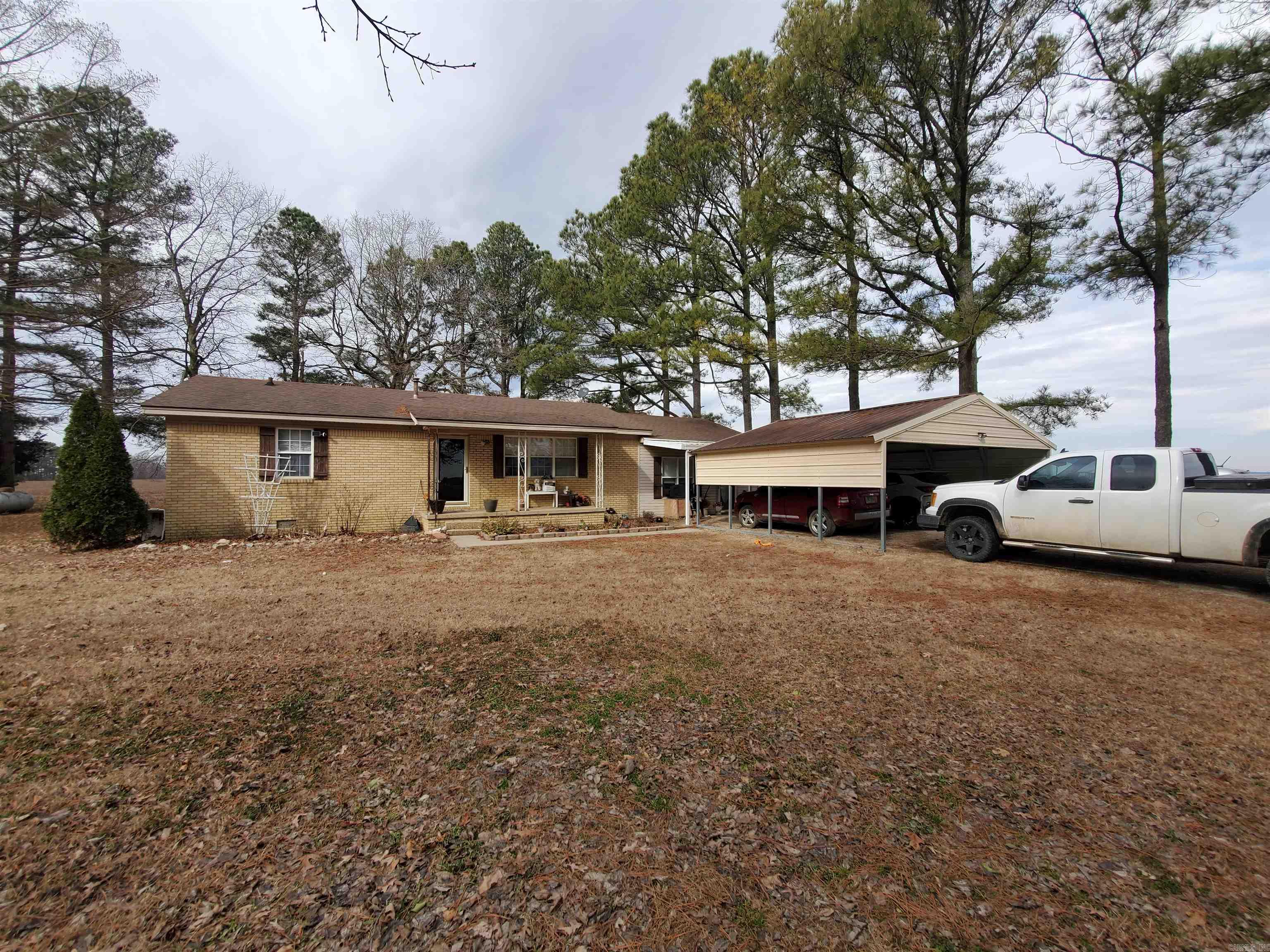 1843  CR 533  Rector, AR
