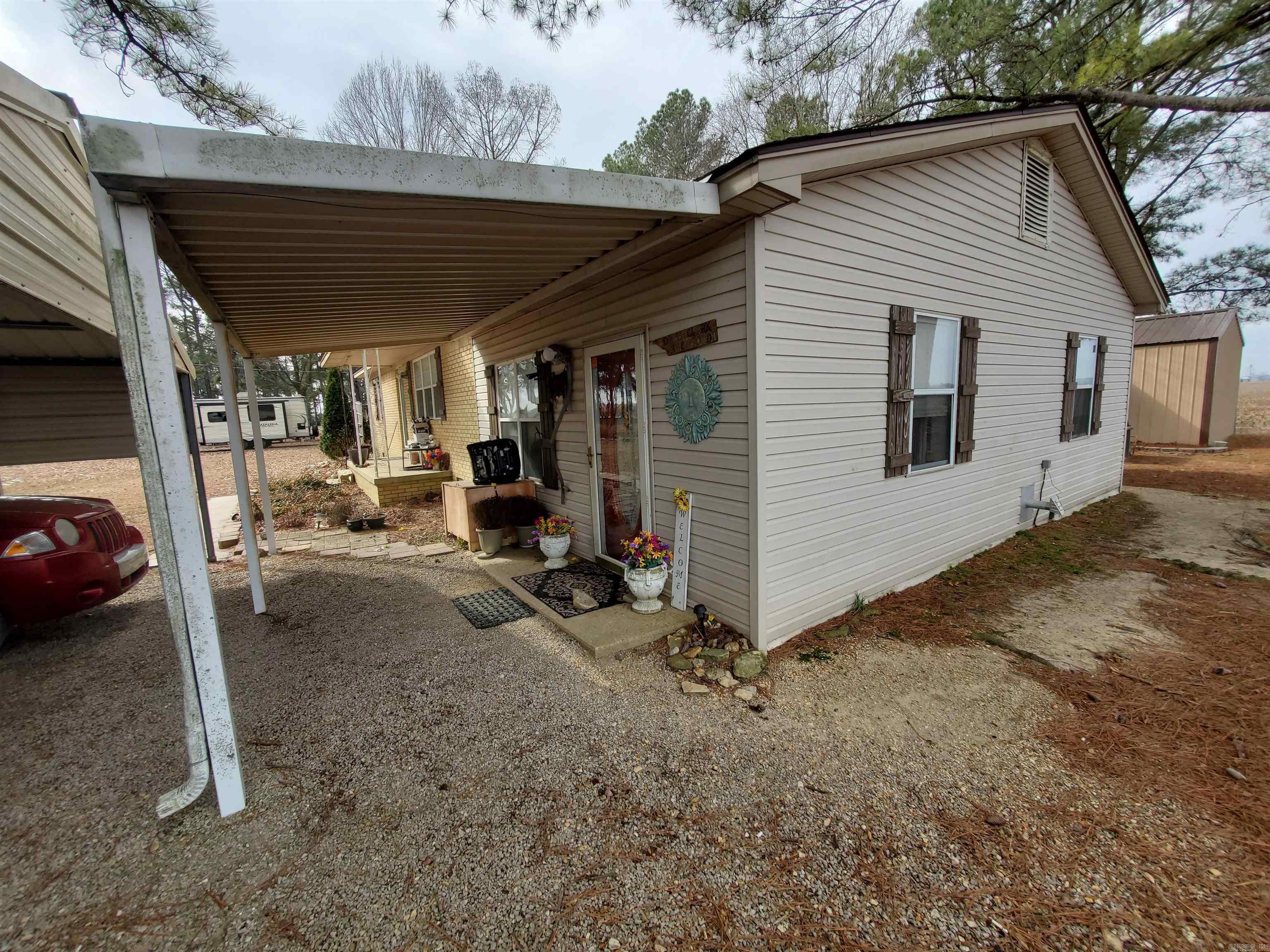 1843  CR 533  Rector, AR