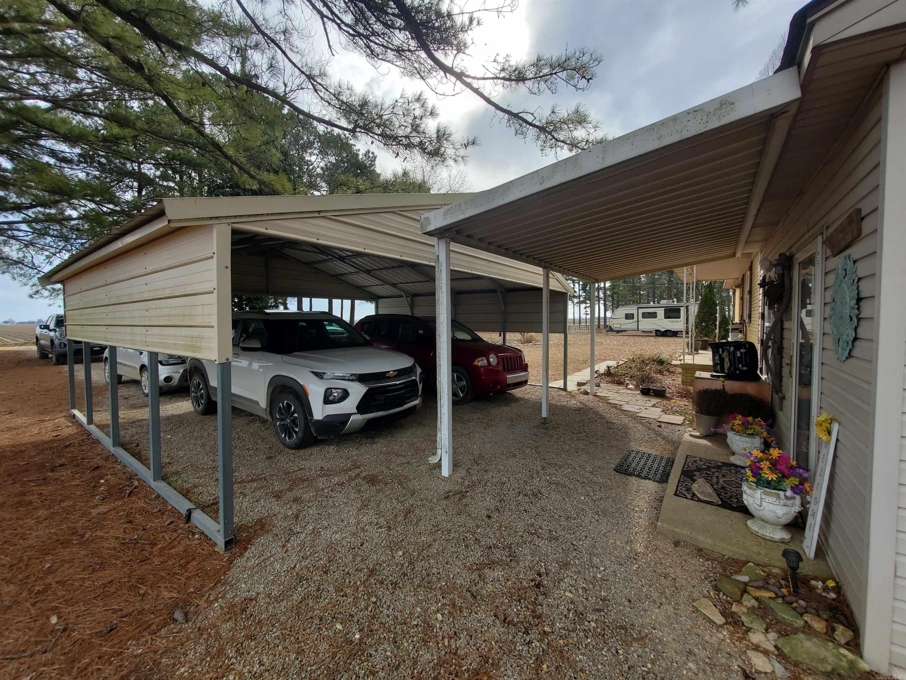 1843  CR 533  Rector, AR
