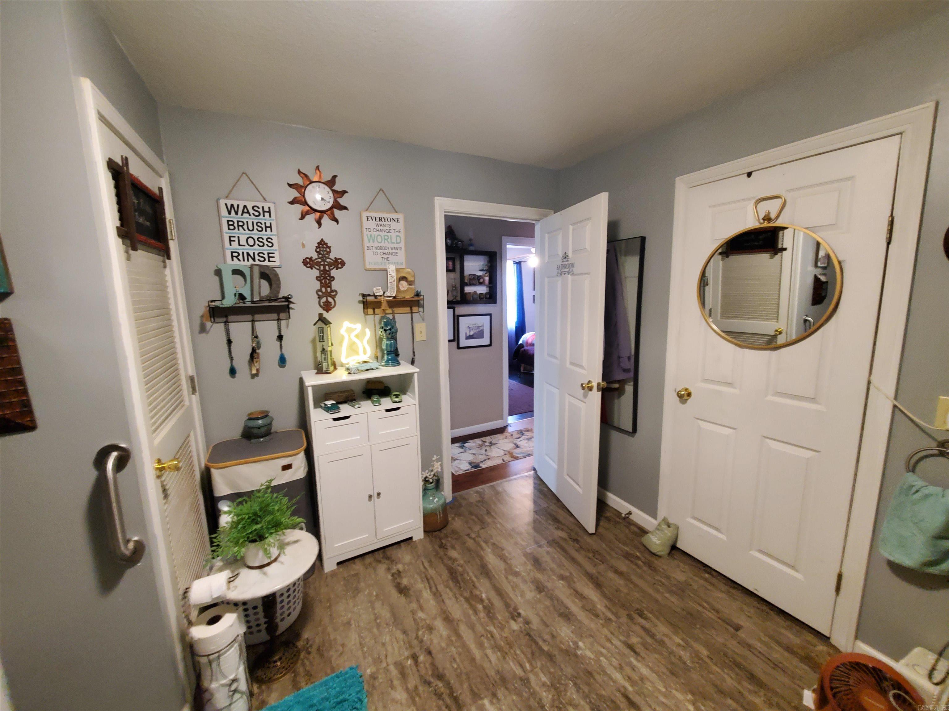 1843  CR 533  Rector, AR