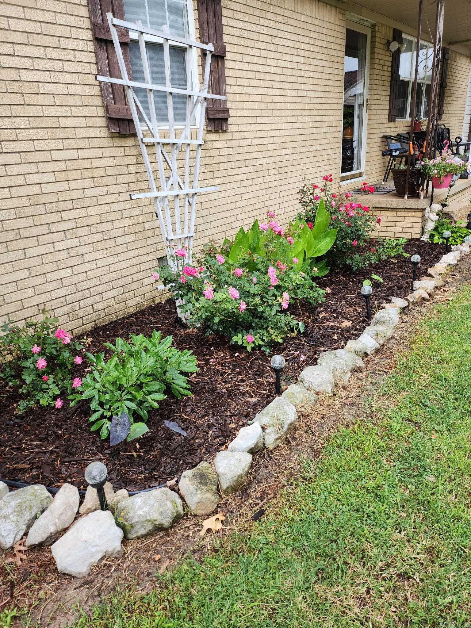 1843  CR 533  Rector, AR
