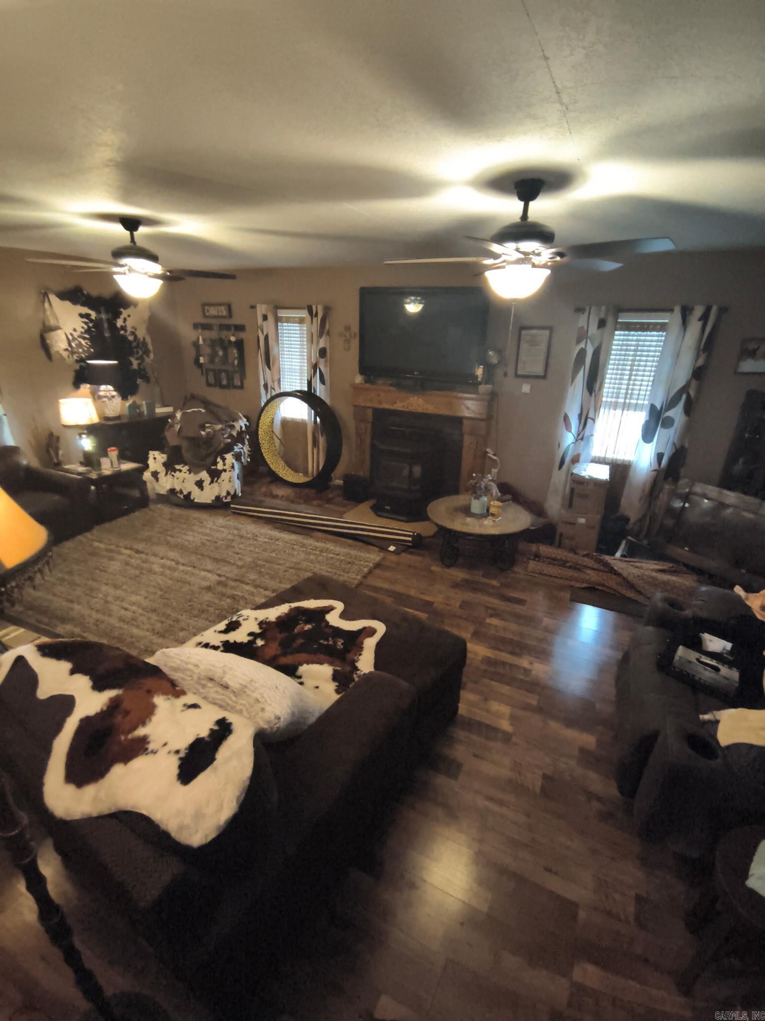 1843  CR 533  Rector, AR
