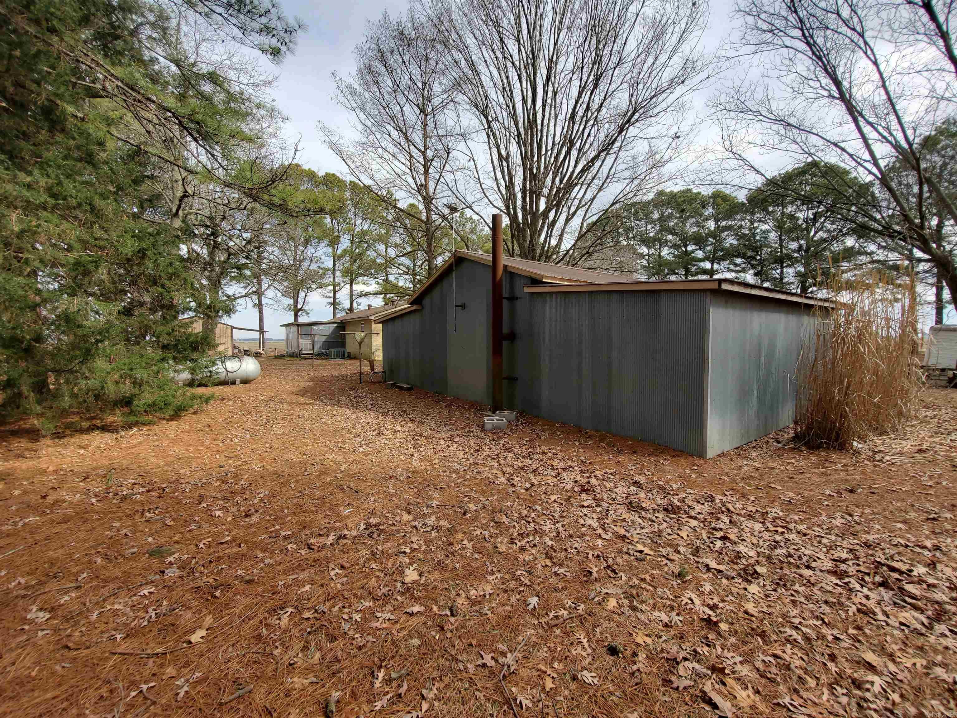 1843  CR 533  Rector, AR