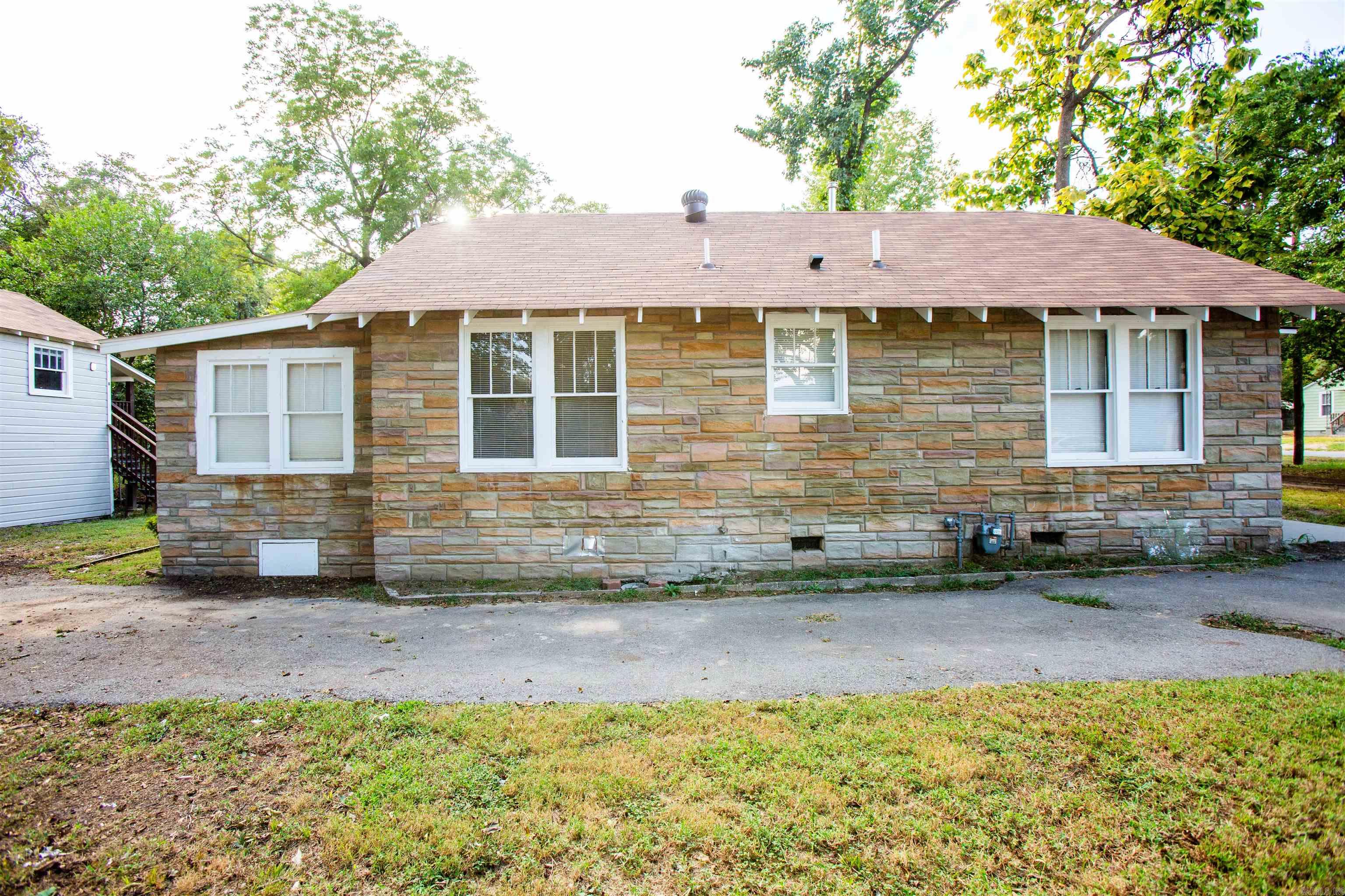 1710 W 18th  North Little Rock, AR