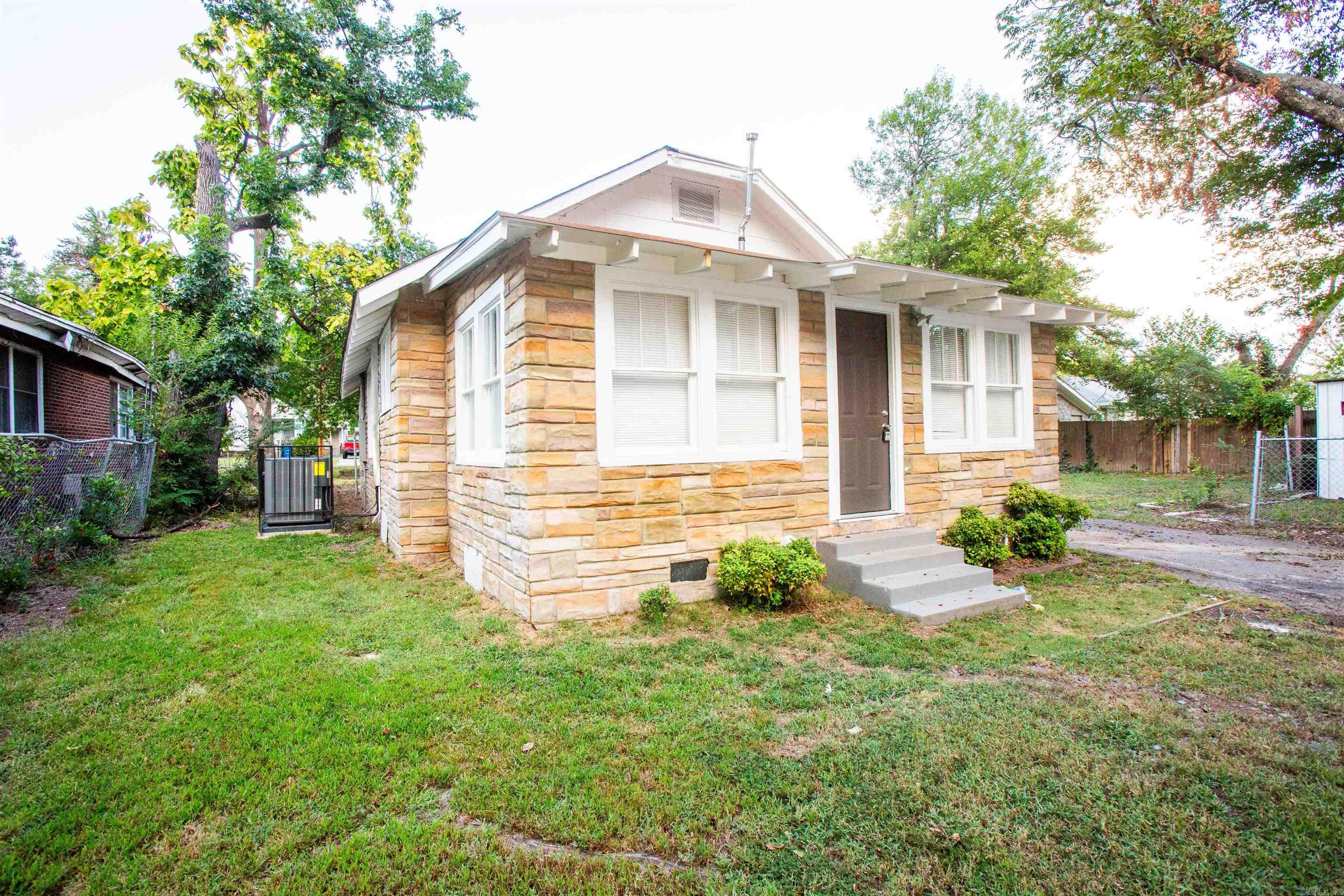 1710 W 18th  North Little Rock, AR