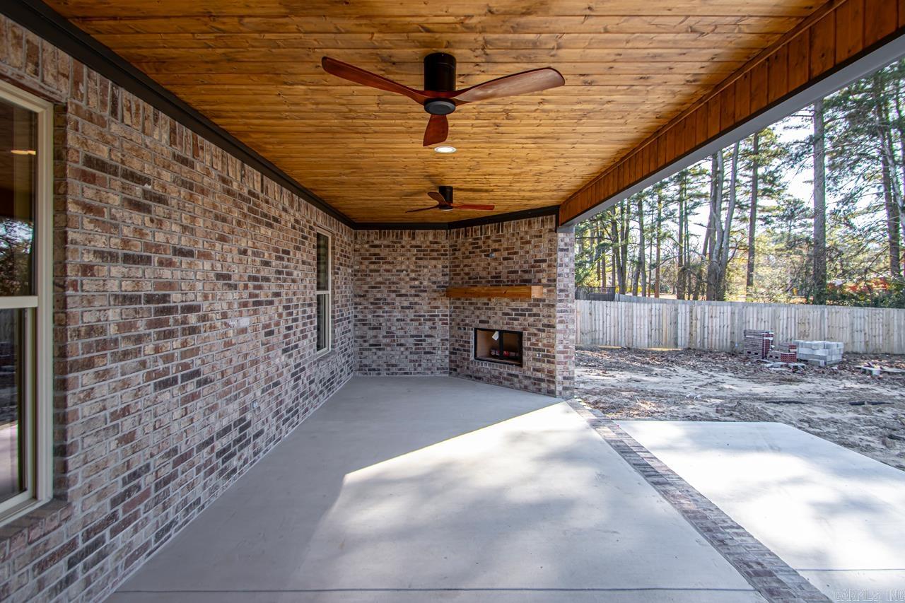 5645  Tivoli  Conway, AR
