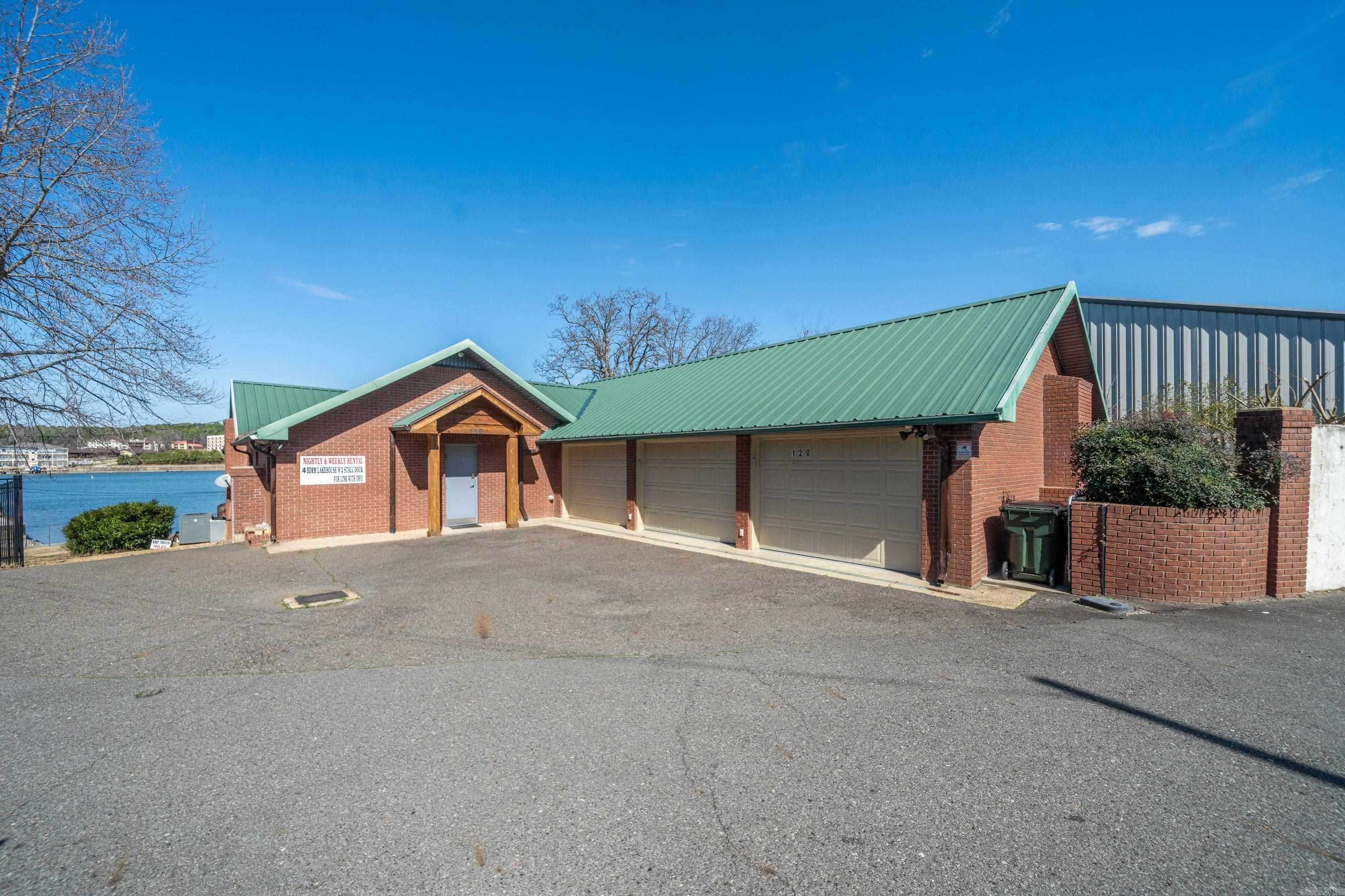 120  Butler  Hot Springs, AR