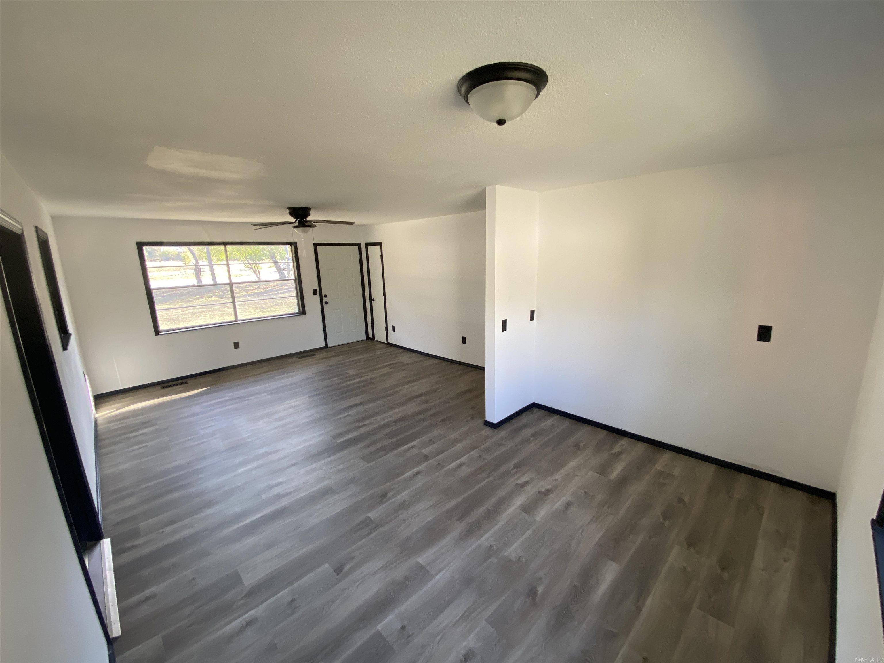 36054 E State Hwy 80  Danville, AR