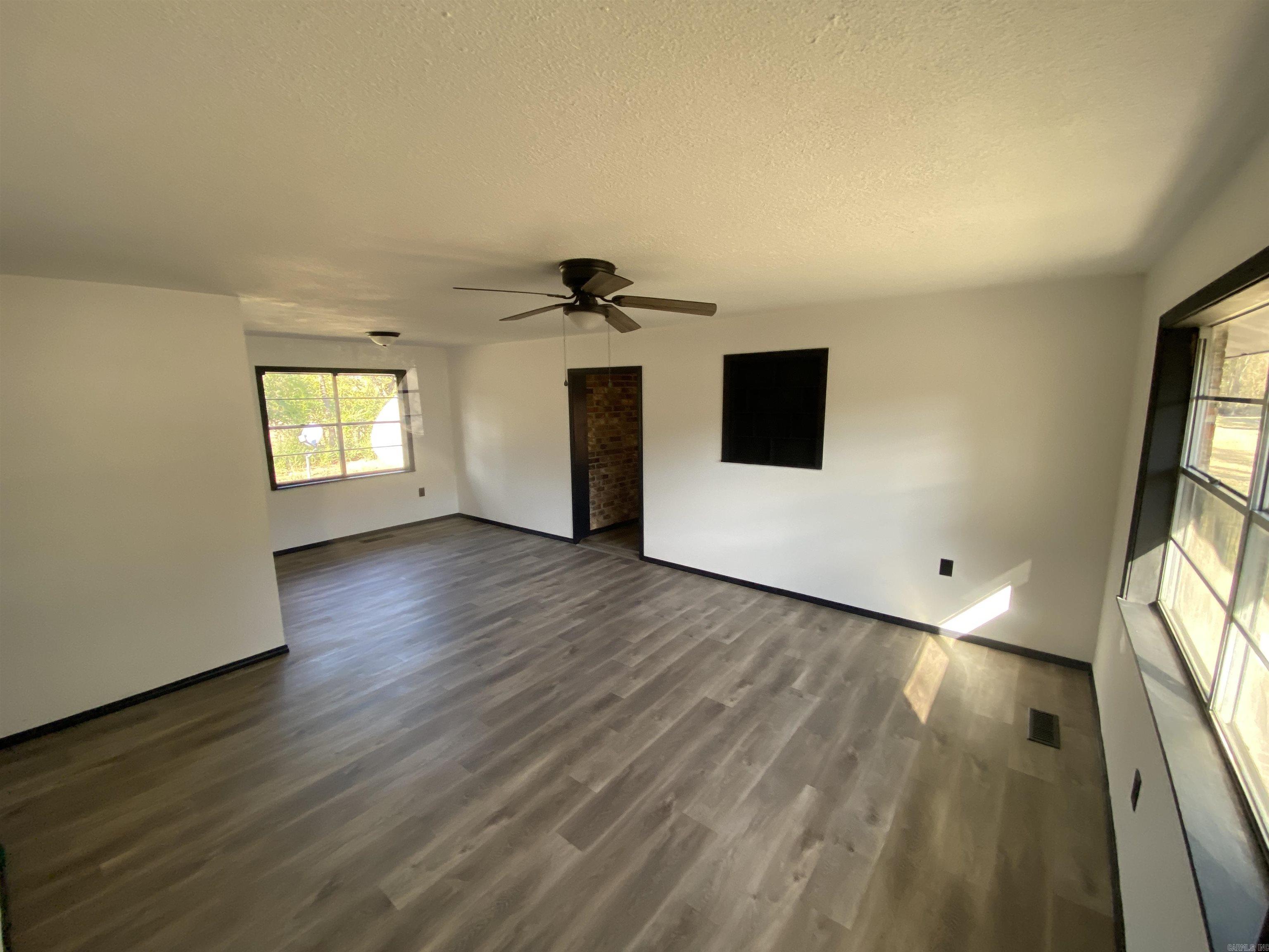 36054 E State Hwy 80  Danville, AR