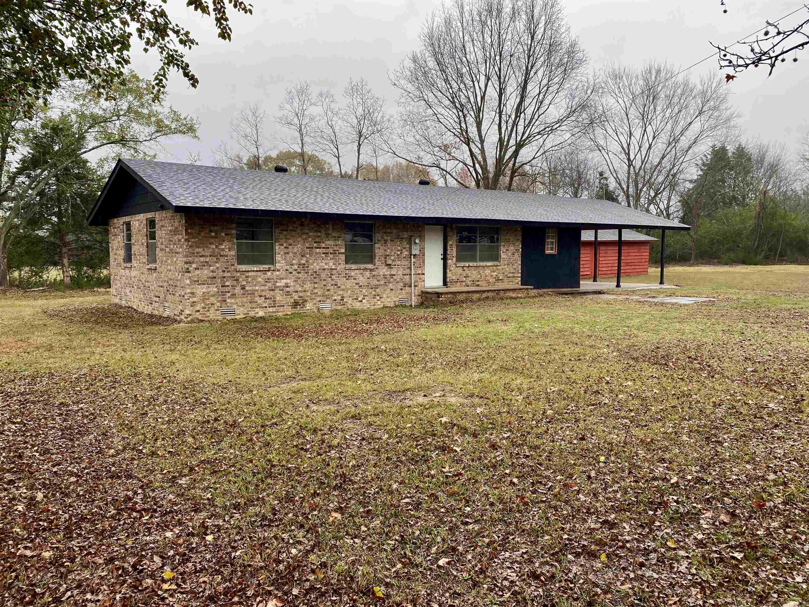 36054 E State Hwy 80  Danville, AR