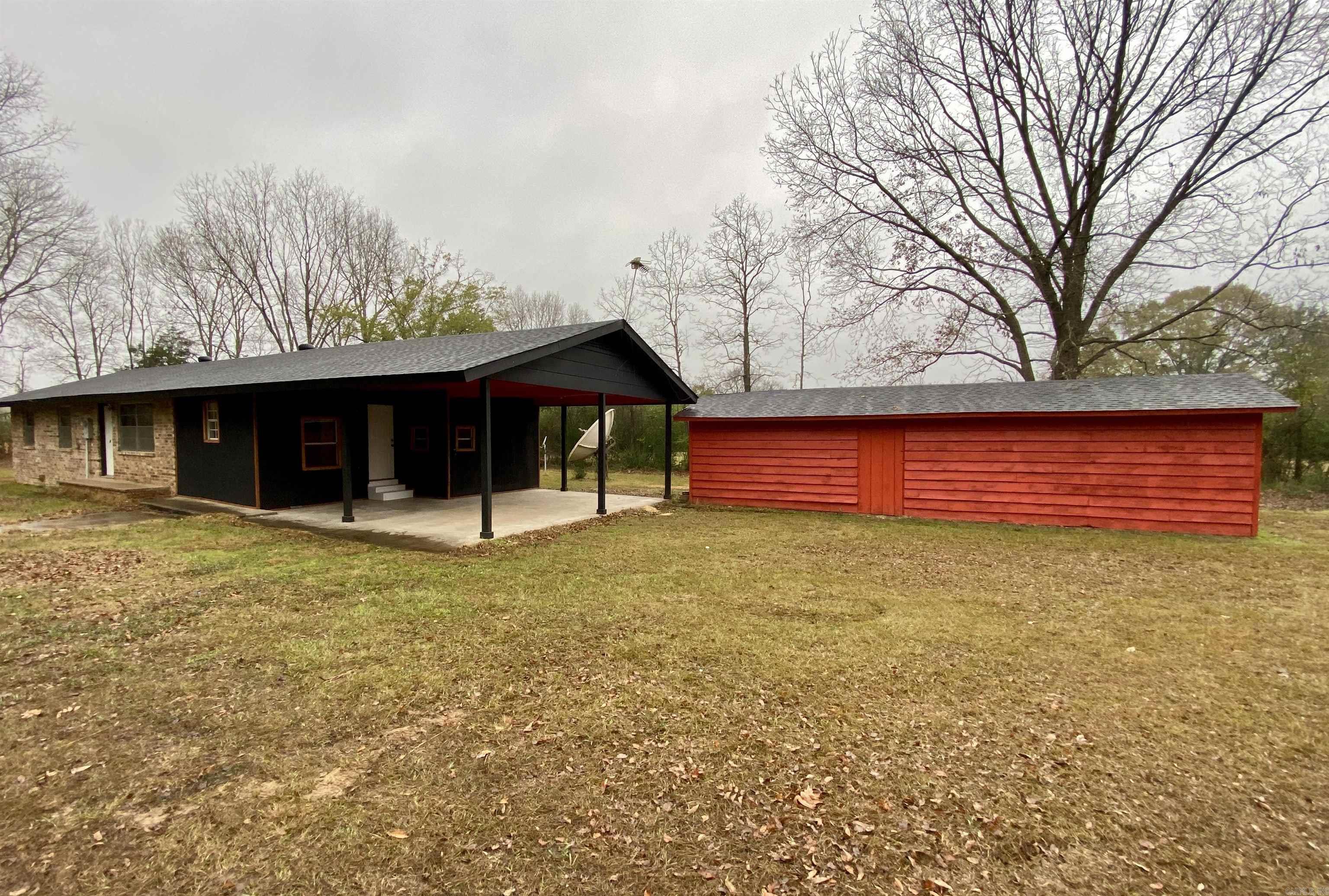 36054 E State Hwy 80  Danville, AR