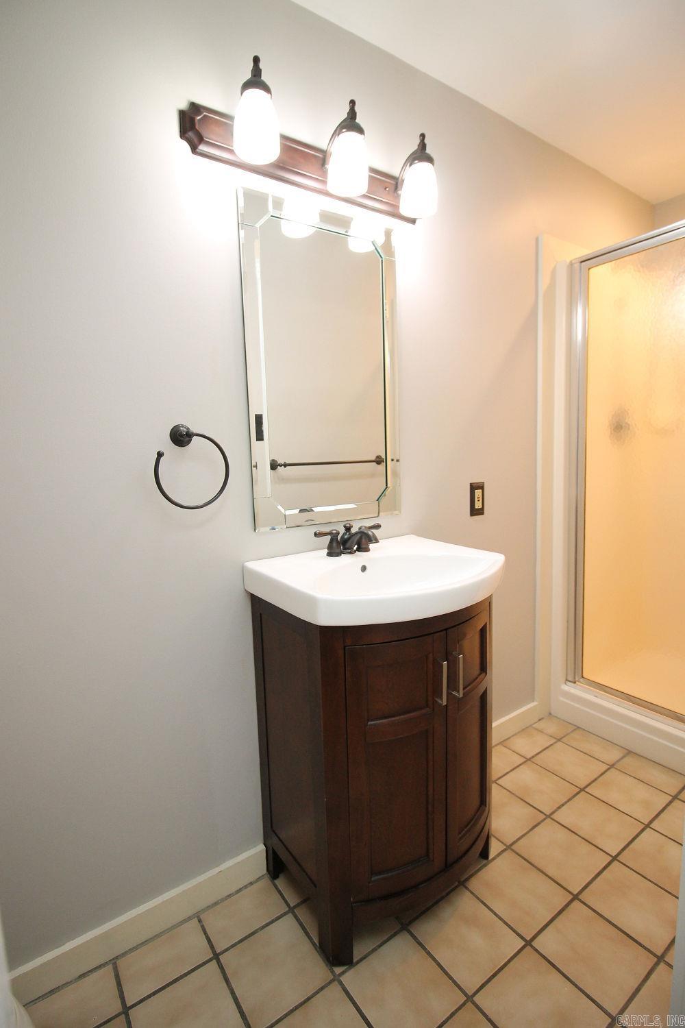1811  Countryside Lane  Paragould, AR