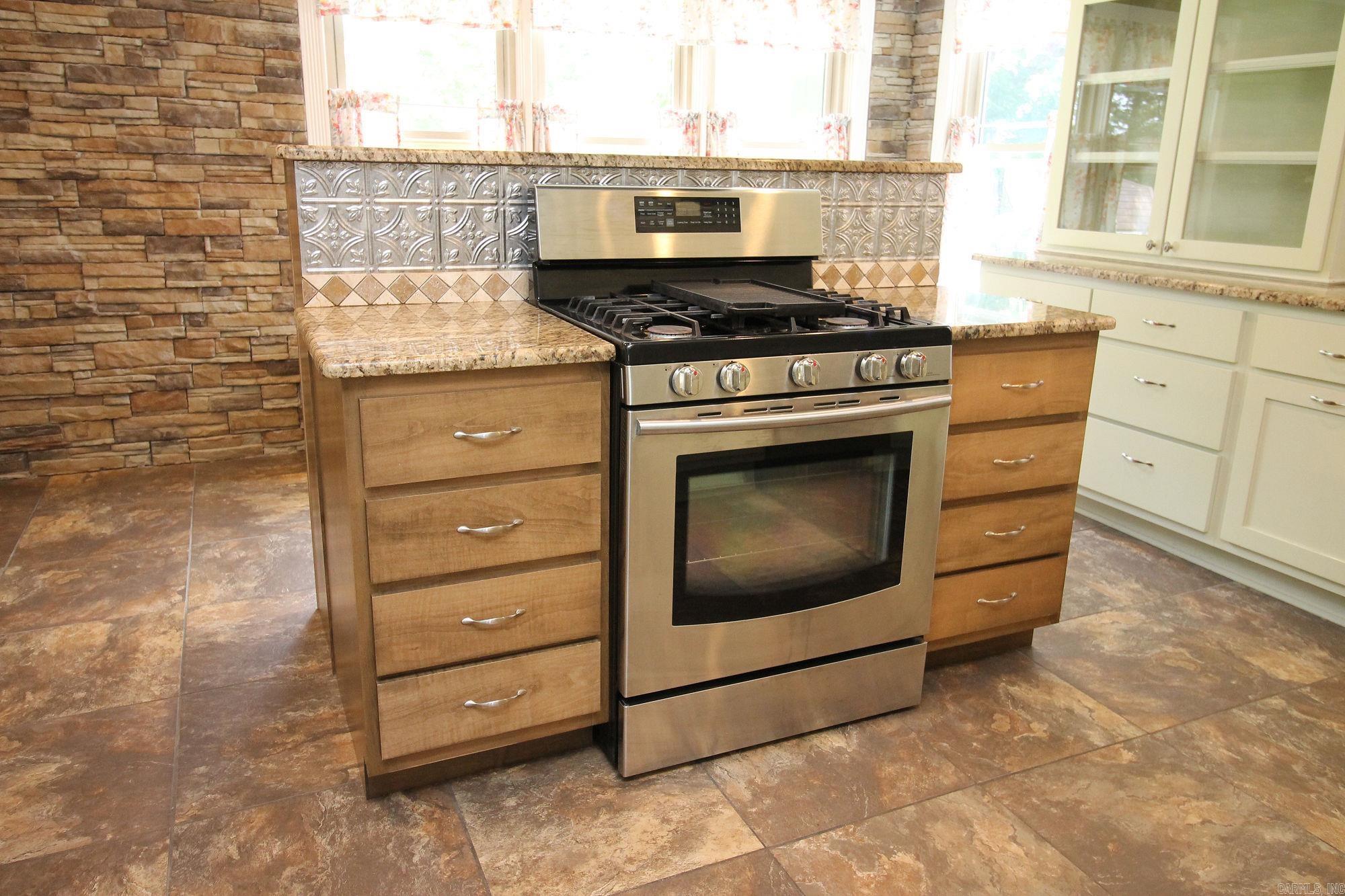 1811 Countryside Lane  Paragould, AR