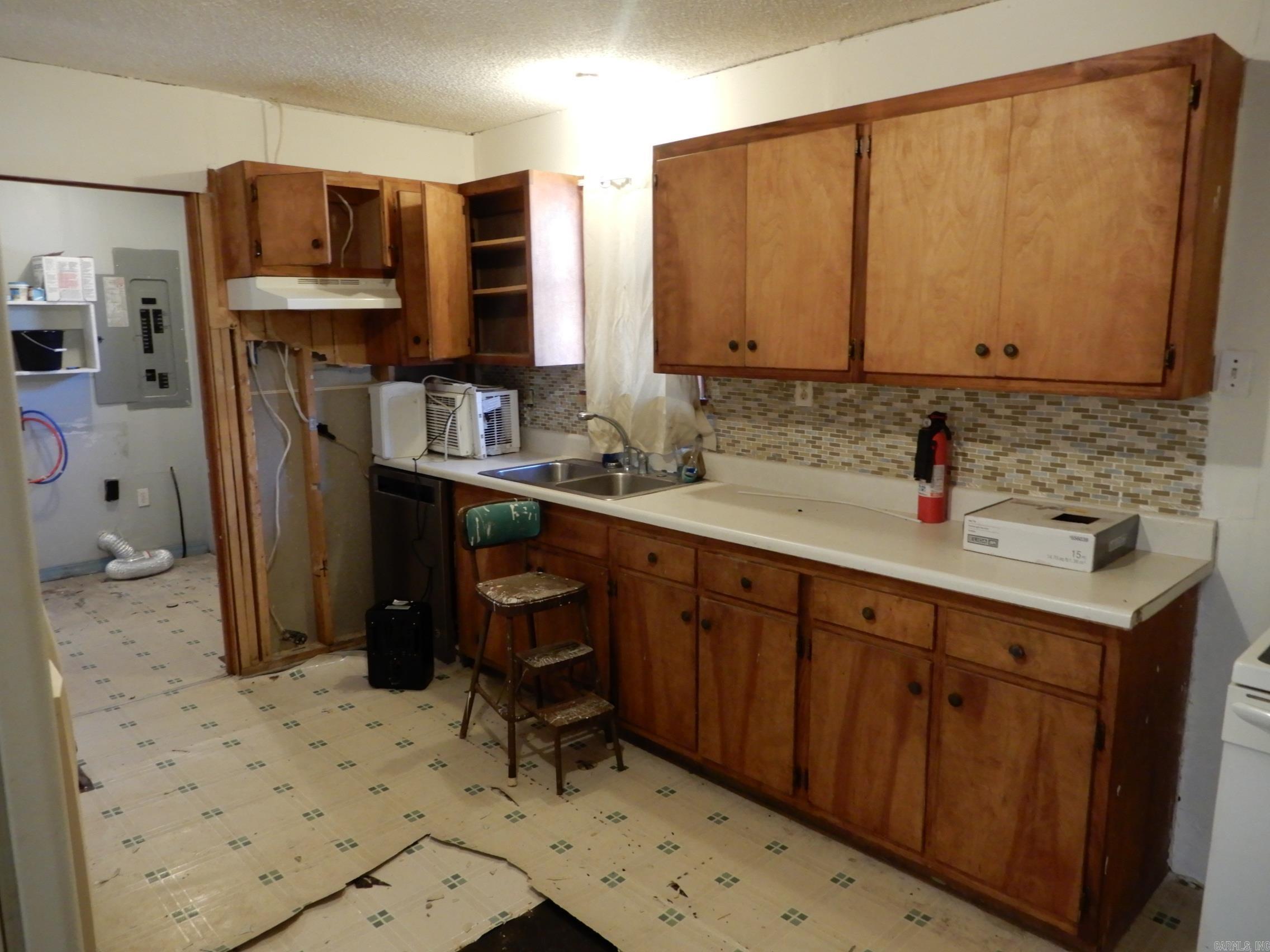 414  Lutrell  Kensett, AR
