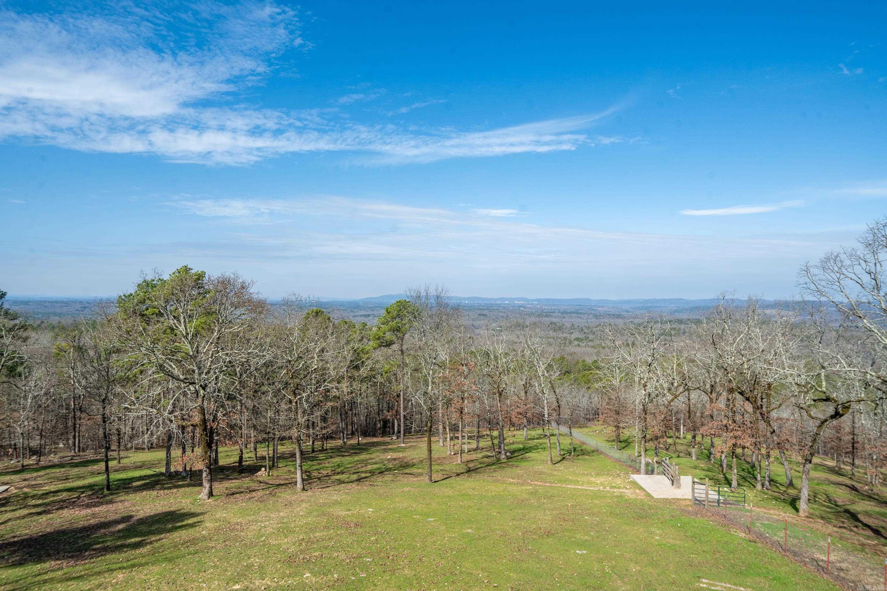 105  Pinnacle  Hot Springs, AR