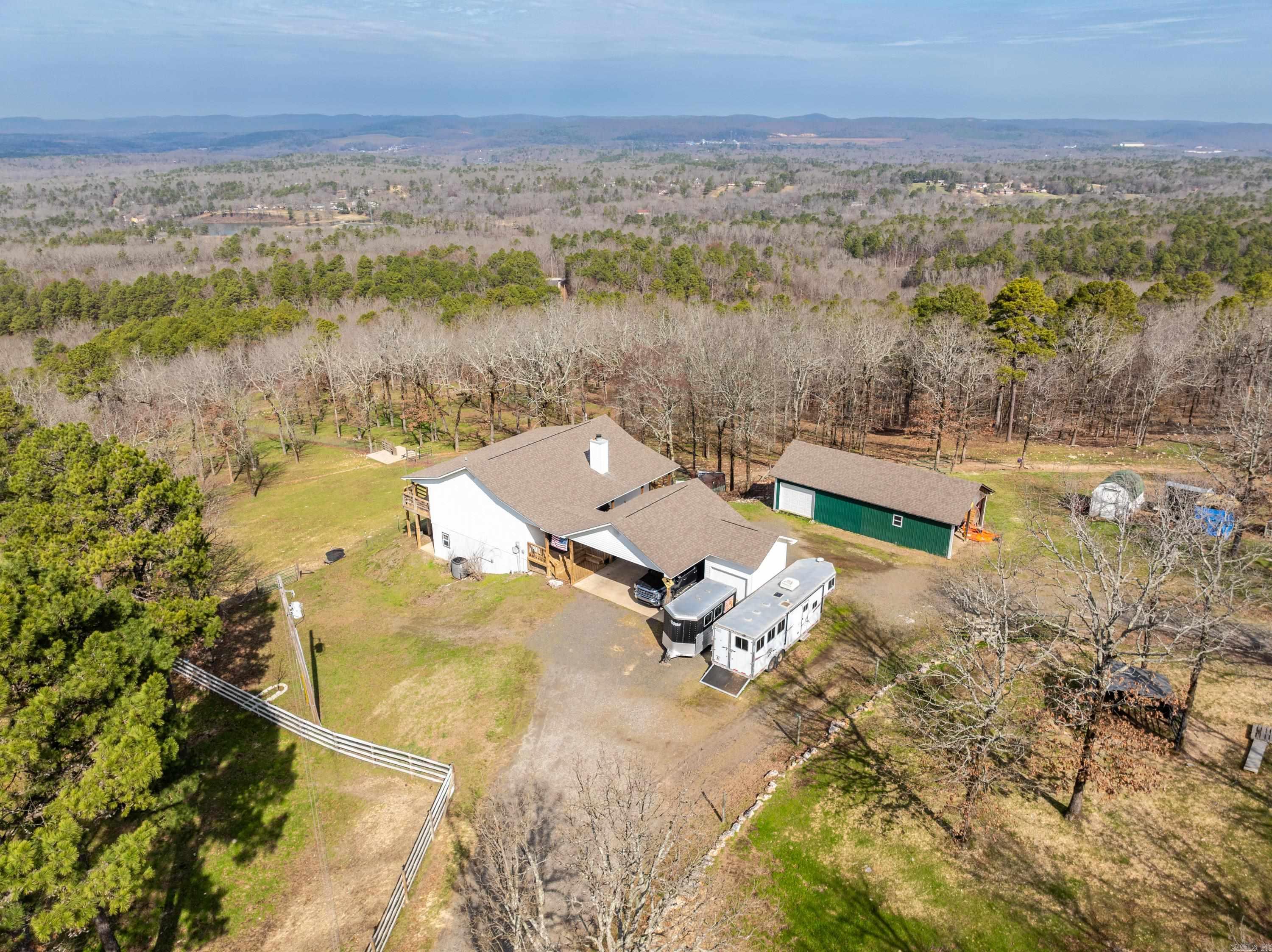 105  Pinnacle  Hot Springs, AR