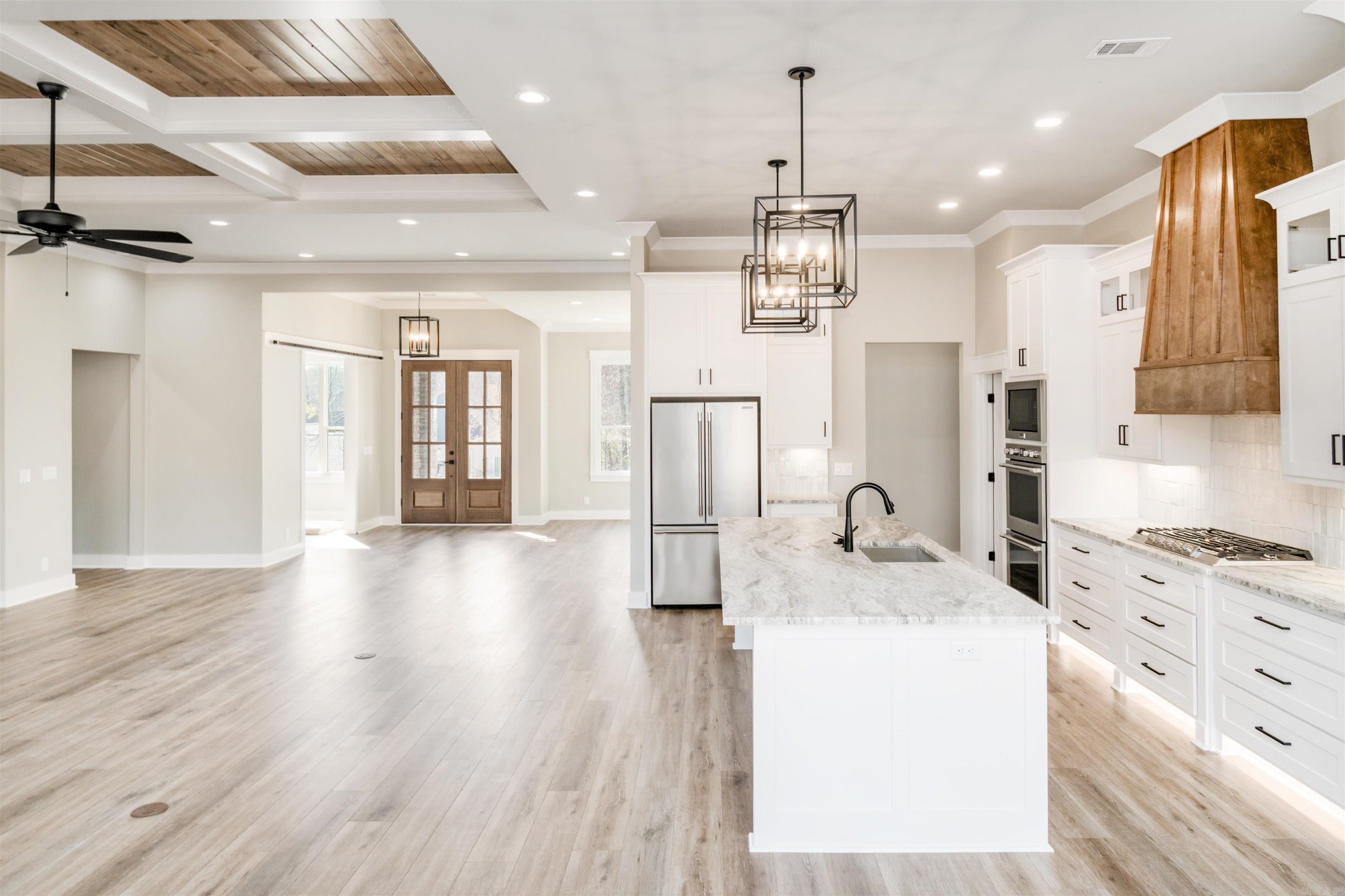 5 Brilliante Circle Hot Springs Village, AR 71909