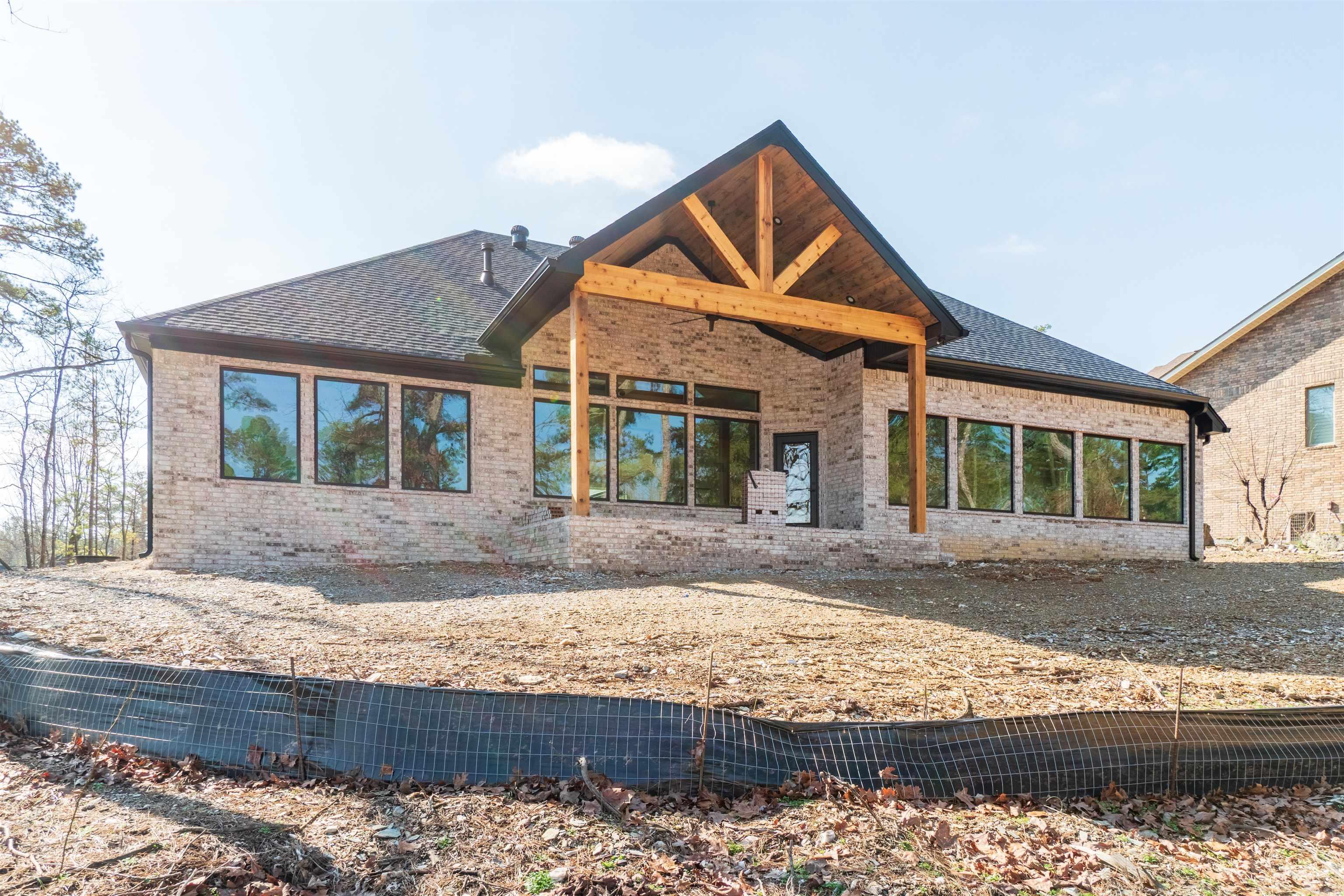 5 Brilliante Circle Hot Springs Village, AR 71909