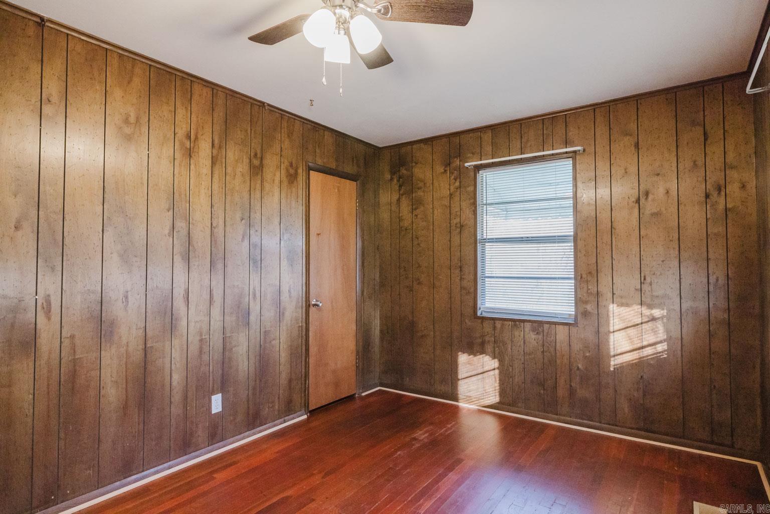 810  Burton  Benton, AR