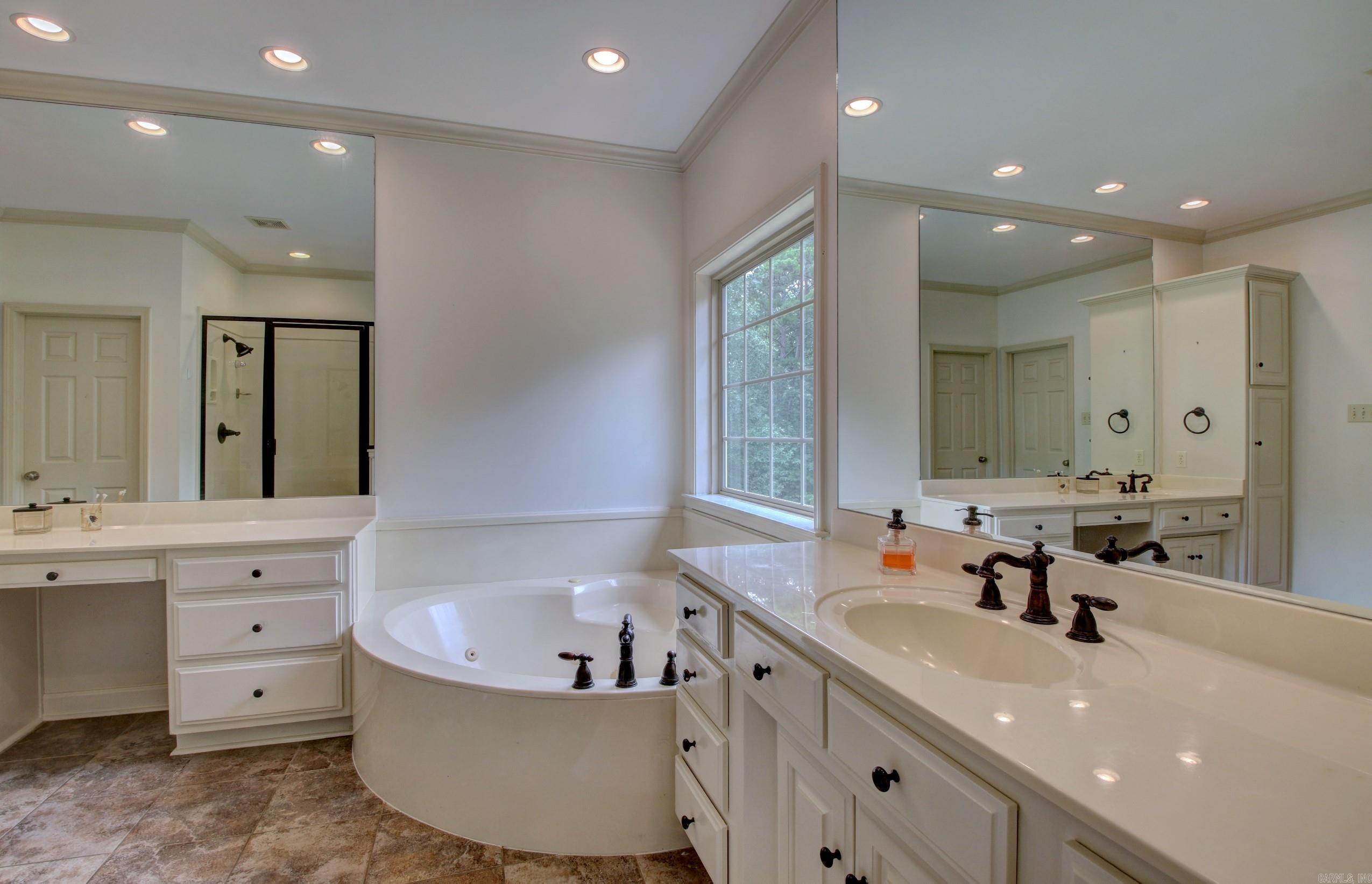 319  Wellington Woods Loop  Little Rock, AR