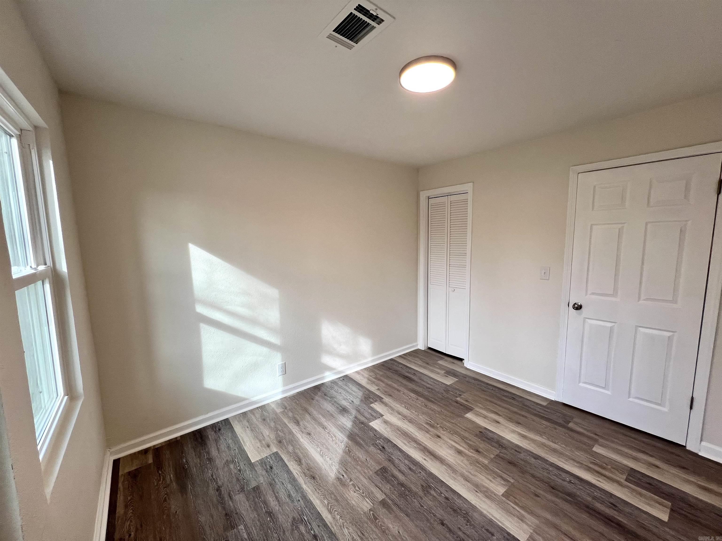 1127 E Highland  Malvern, AR
