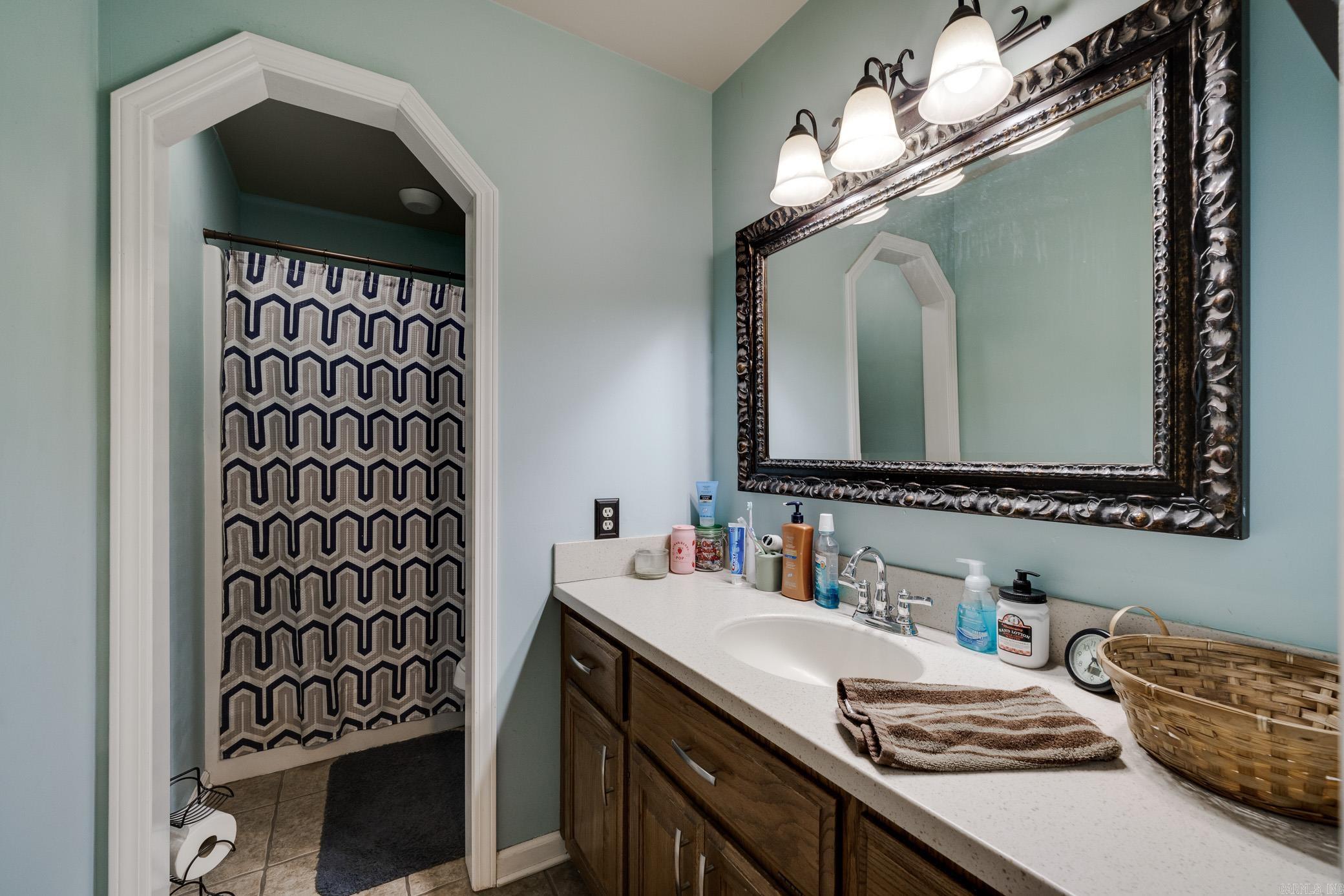 1202 Dogwood Trail