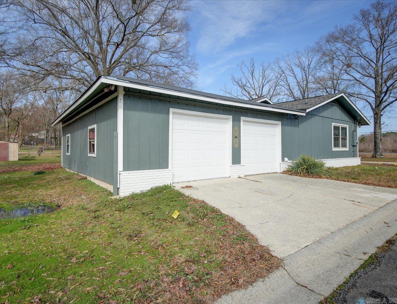 1123 Burchwood Bay Road Hot Springs, AR 71913