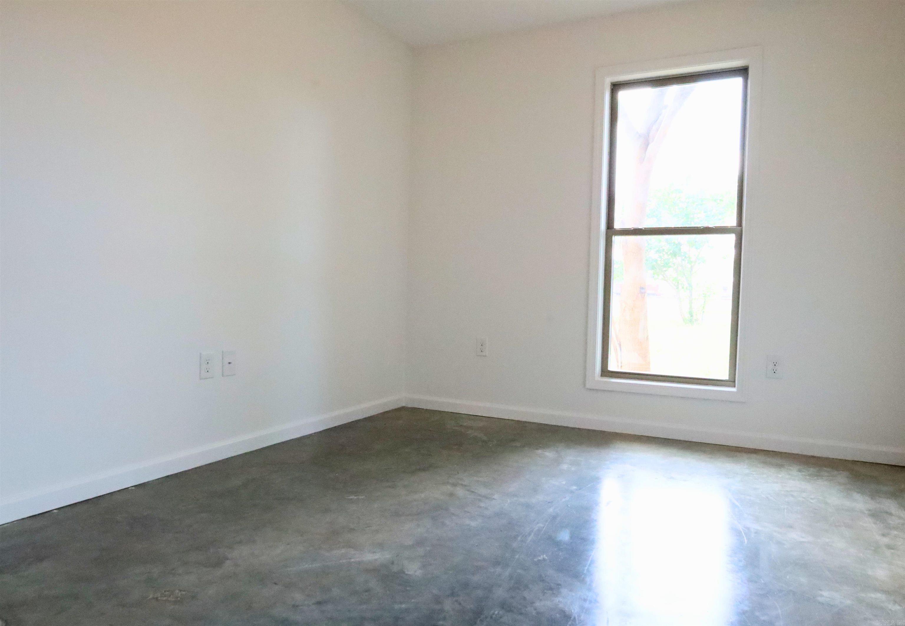 307 E Emerson Street Paragould, AR 72450