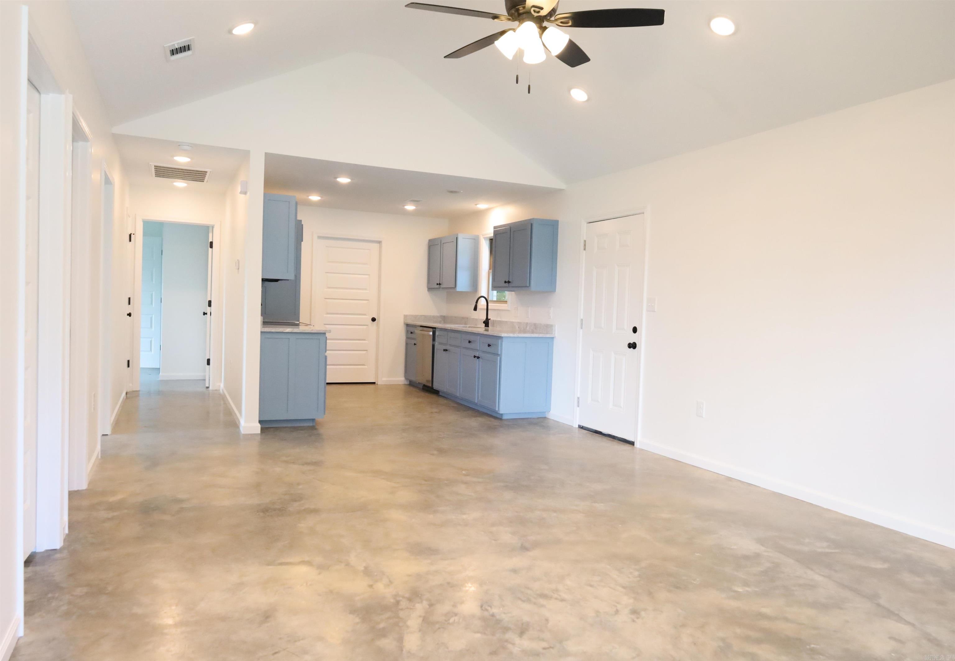 307 E Emerson Street Paragould, AR 72450