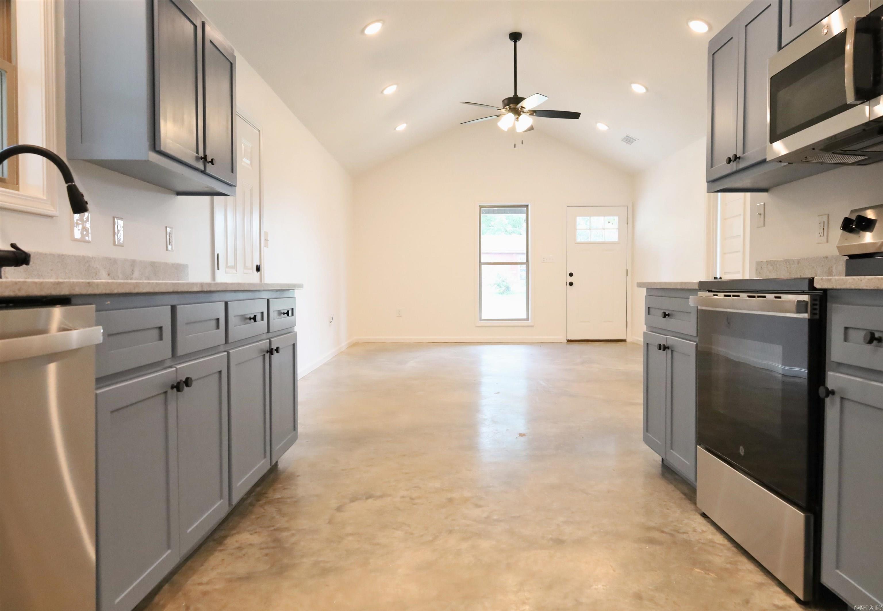307 E Emerson Street Paragould, AR 72450