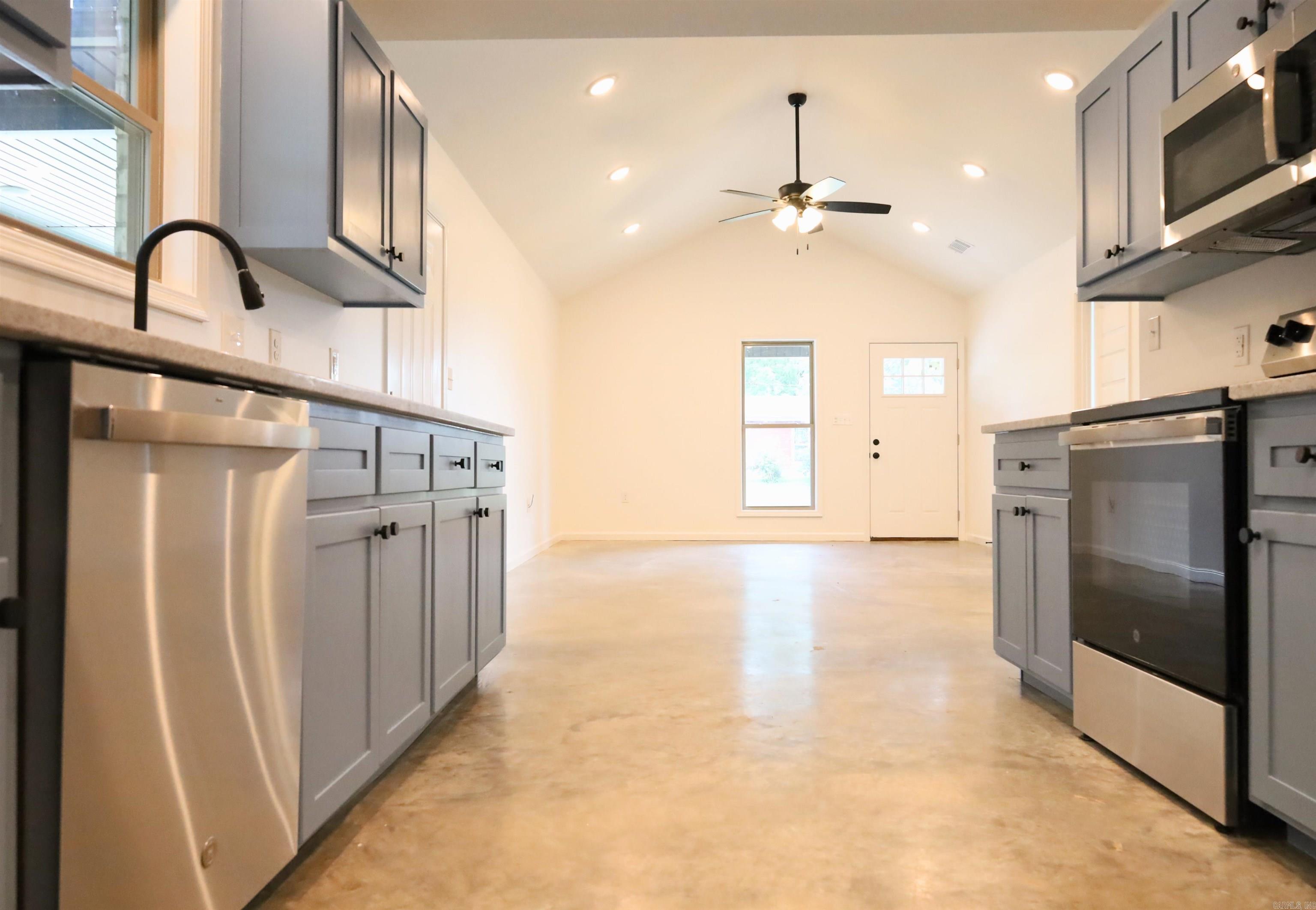307 E Emerson Street Paragould, AR 72450