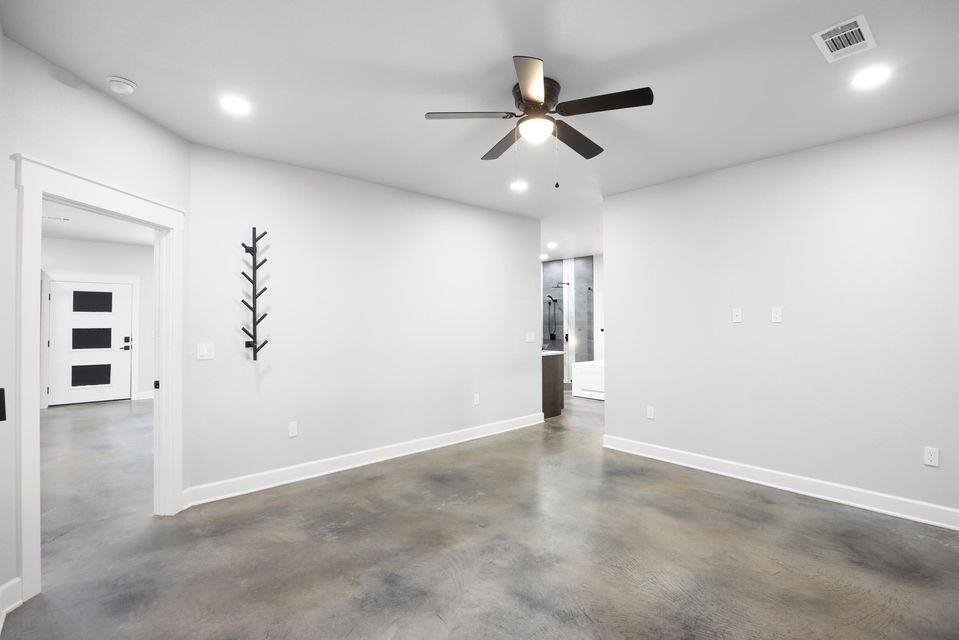 70 Lake Ridge Dr Russellville, AR 72802