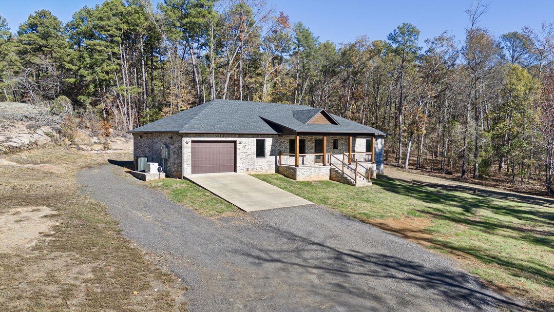 70 Lake Ridge Dr Russellville, AR 72802