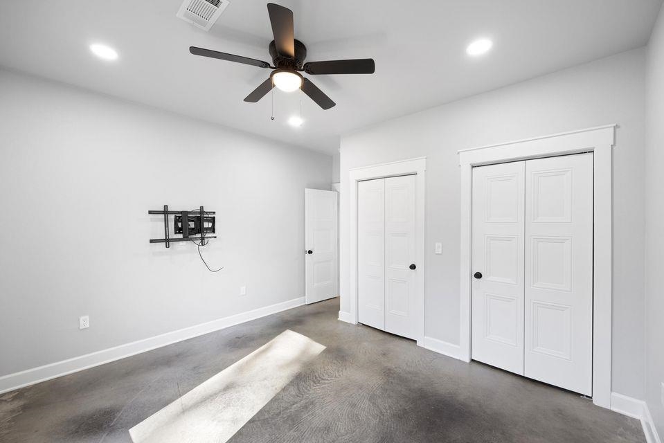 70 Lake Ridge Dr Russellville, AR 72802