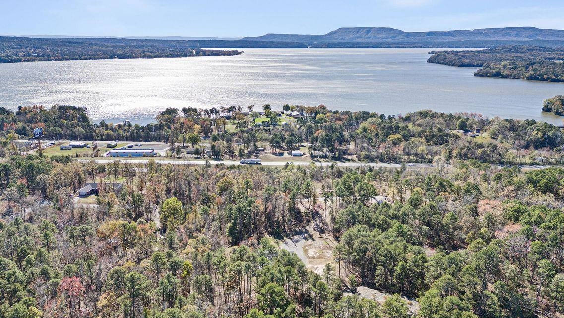 70 Lake Ridge Dr Russellville, AR 72802