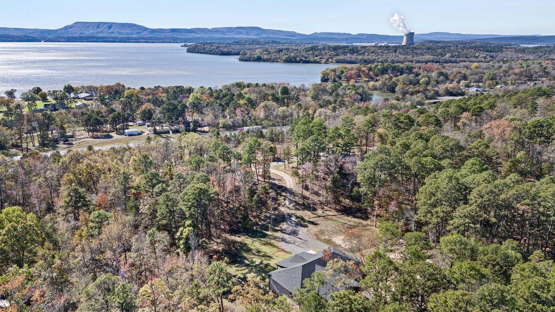 70 Lake Ridge Dr Russellville, AR 72802