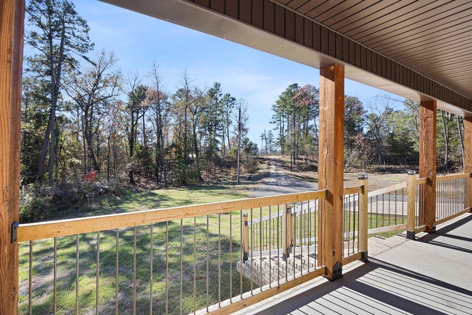 70 Lake Ridge Dr Russellville, AR 72802