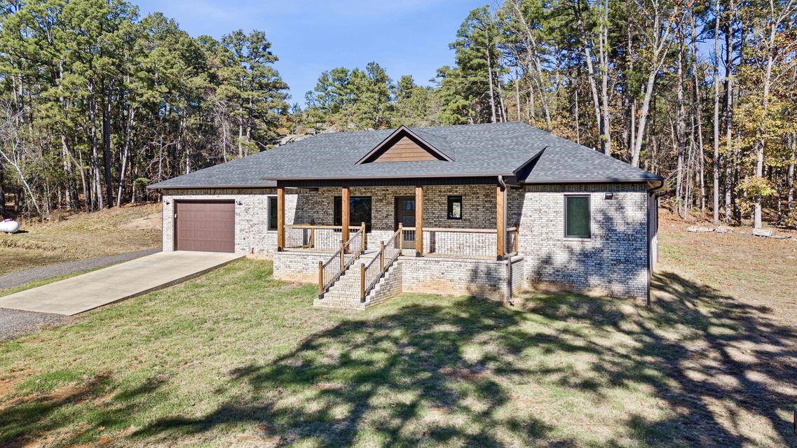 70 Lake Ridge Dr Russellville, AR 72802