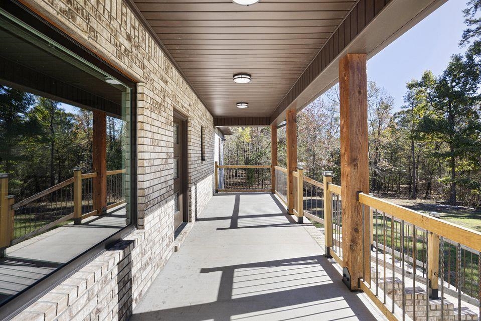 70 Lake Ridge Dr Russellville, AR 72802