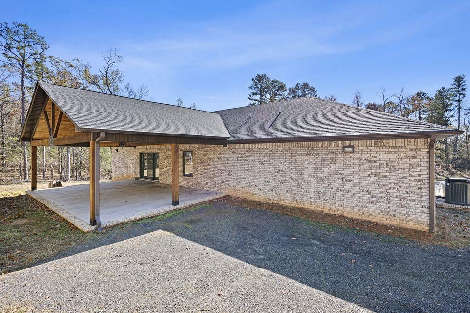 70 Lake Ridge Dr Russellville, AR 72802