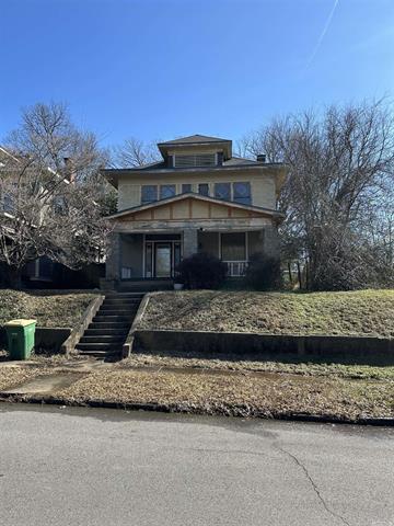 2317 S Summit  Little Rock, AR